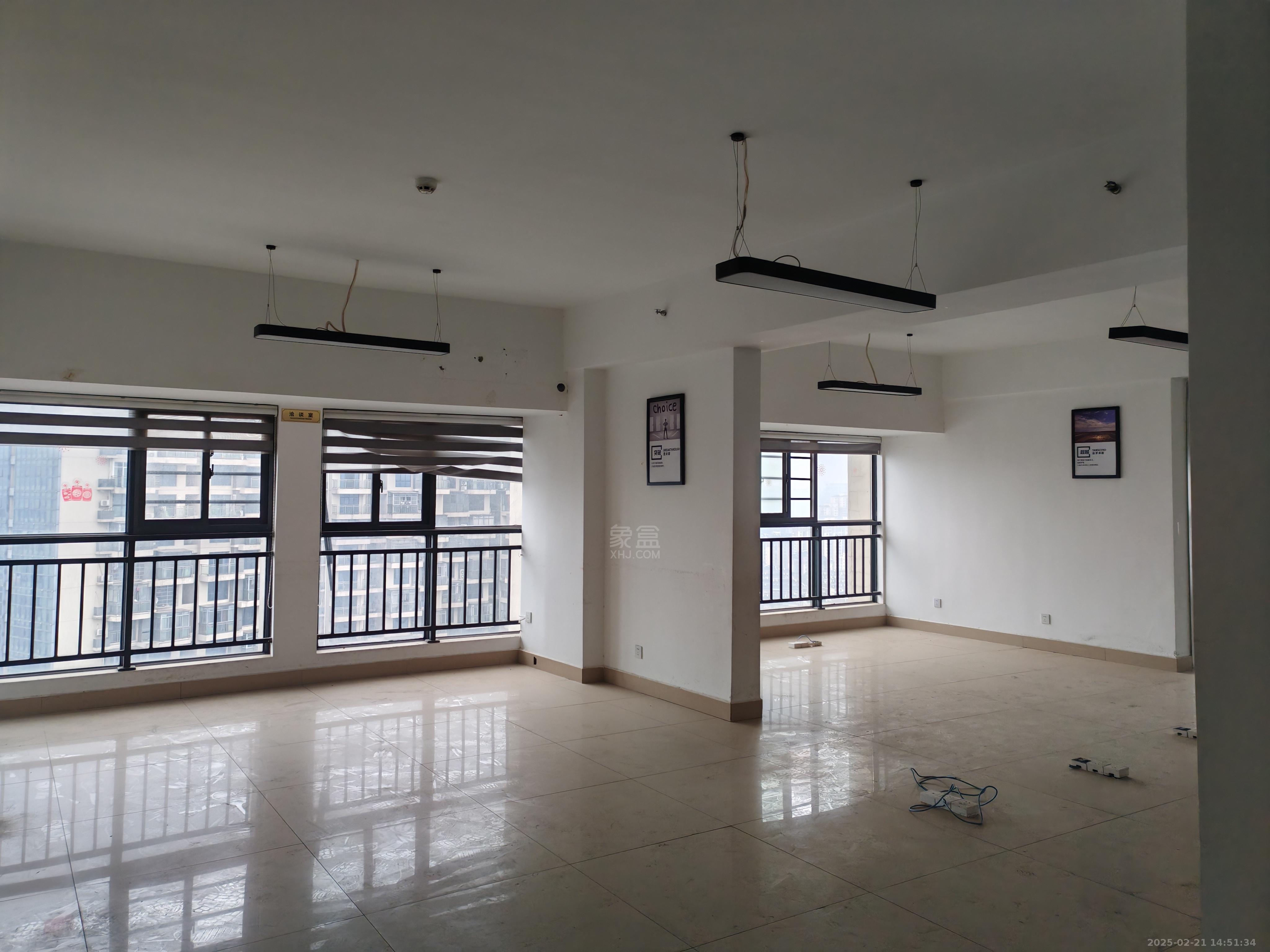 银泰财富广场 1室1厅1卫 1150.0元/月 银泰财富广场 1室1厅1卫 1150.0元/月室内图