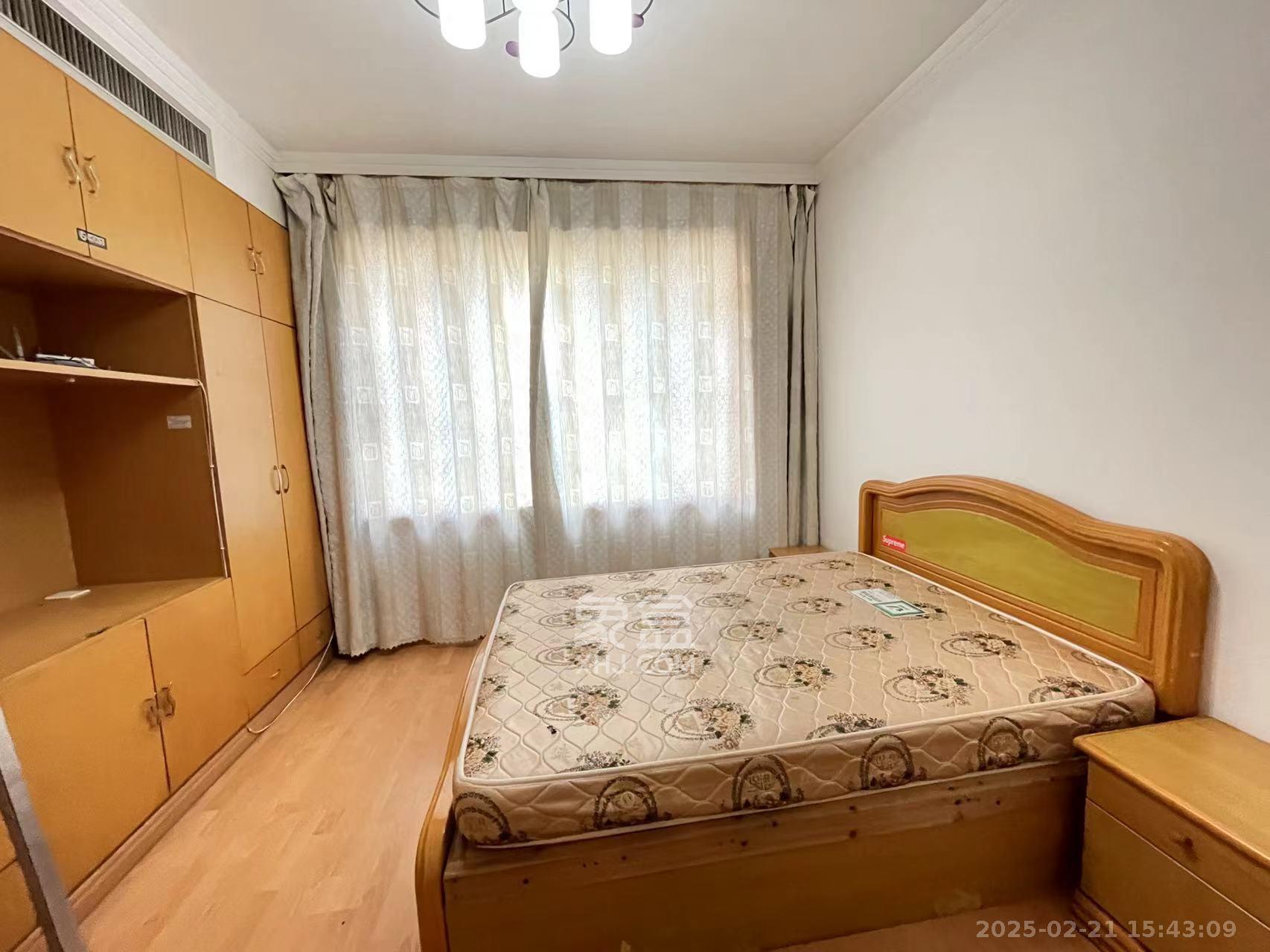 湘农桥社区  3室2厅2卫    2600.0元/月 湘农桥社区  3室2厅2卫    2600.0元/月室内图