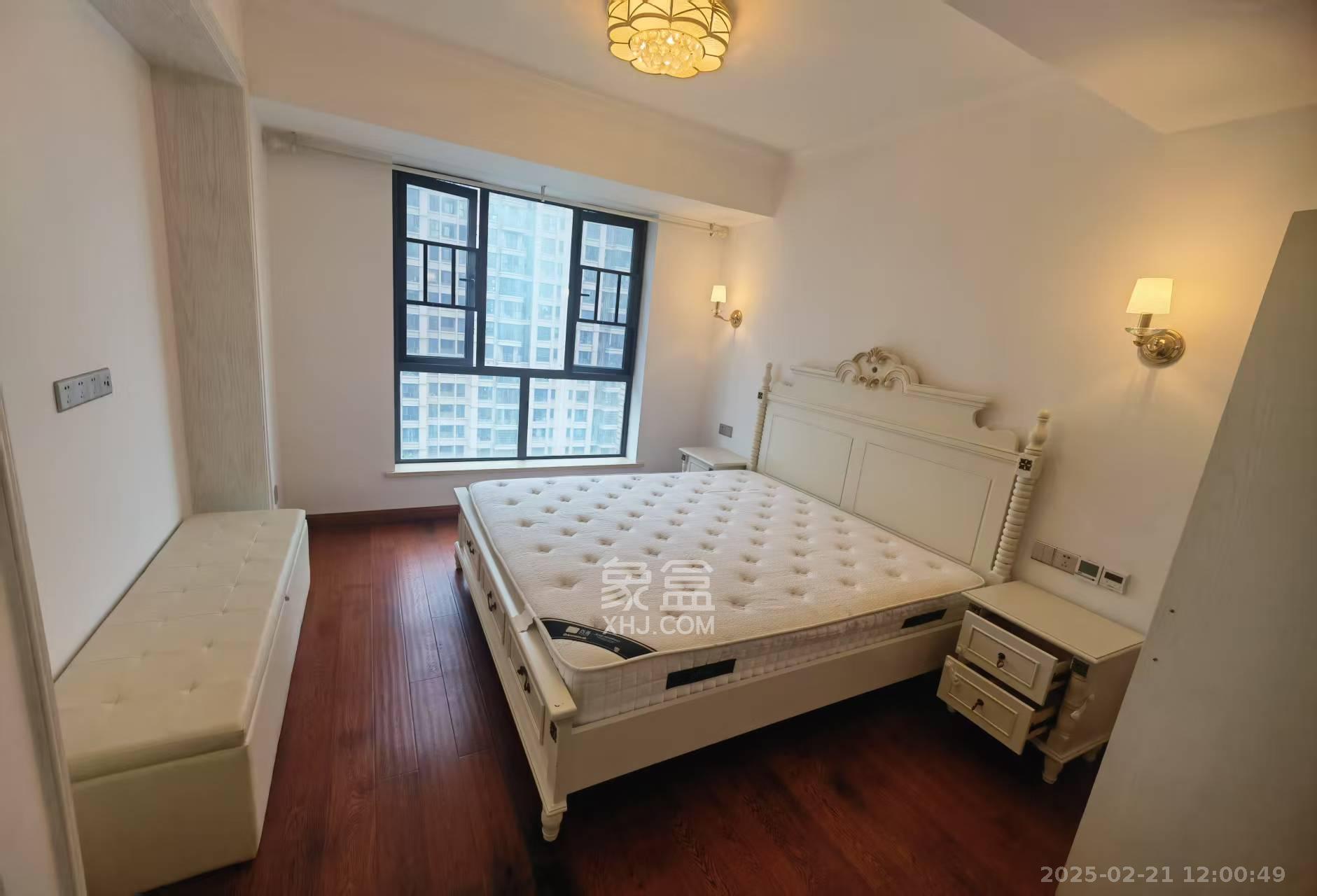 中粮自然天城 3室2厅2卫 3000.0元/月 中粮自然天城 3室2厅2卫 3000.0元/月室内图