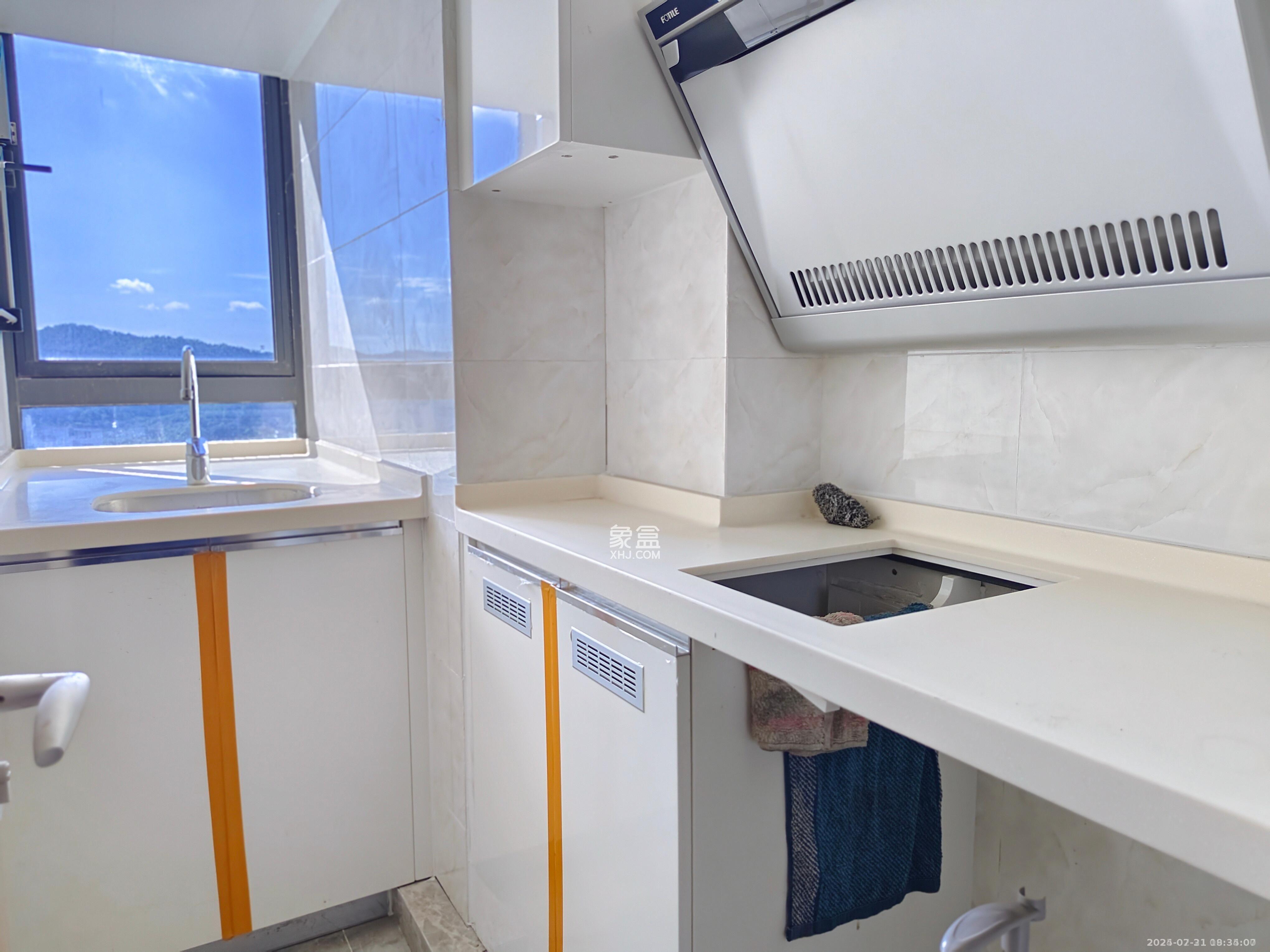 卓越浅水湾 1室0厅0卫 1600.0元/月 卓越浅水湾 1室0厅0卫 1600.0元/月室内图