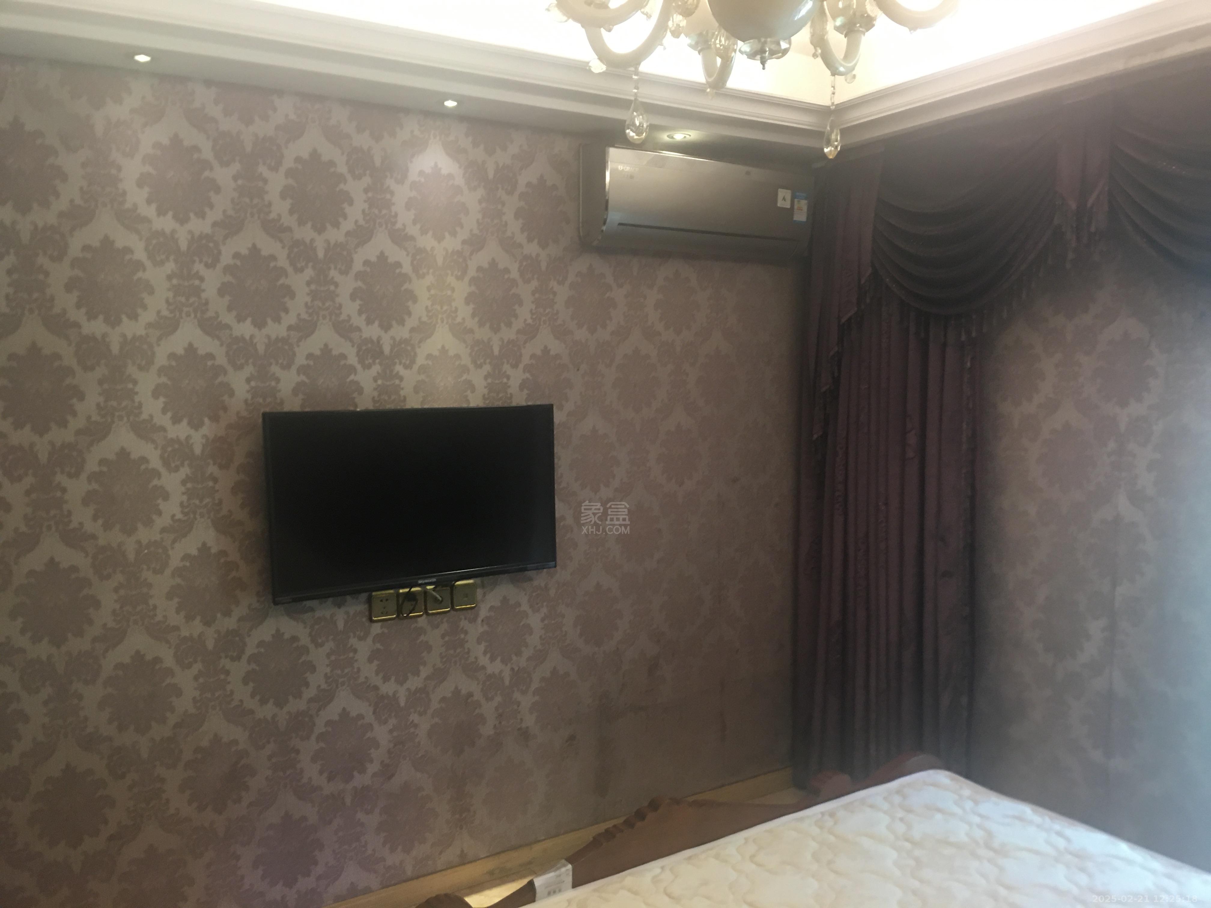 泰山公馆 2室2厅1卫 1700.0元/月 泰山公馆 2室2厅1卫 1700.0元/月室内图