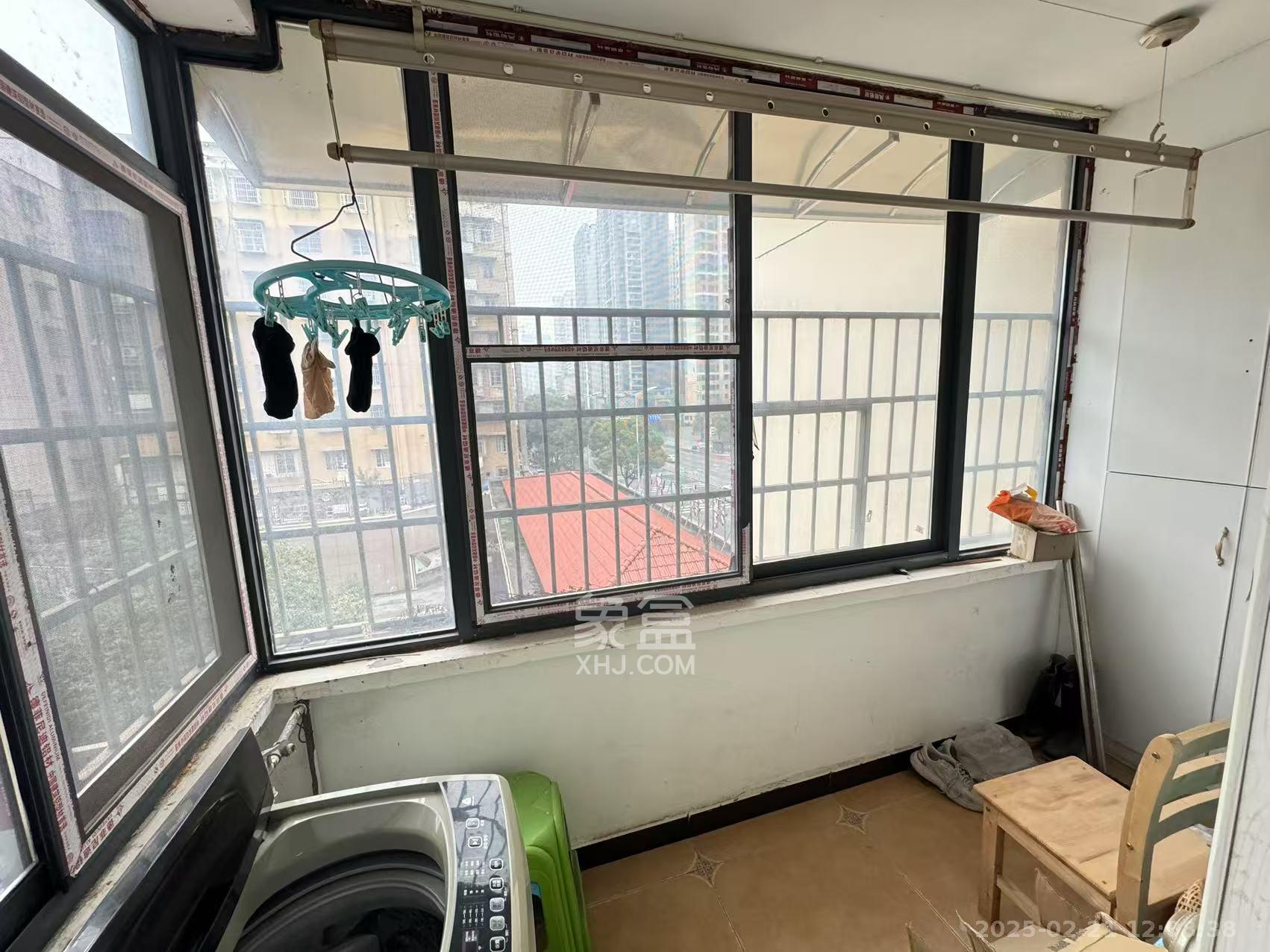 储运公司宿舍（书院南路584号）  3室1厅1卫   2200.00元/月室内图