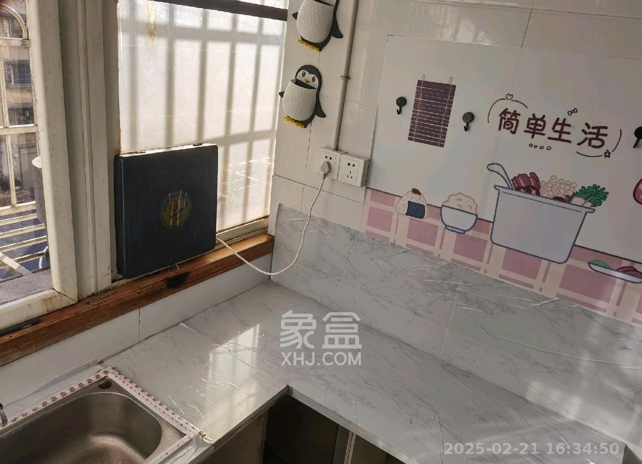 高桥新二号小区  1室1厅1卫   1100.00元/月室内图