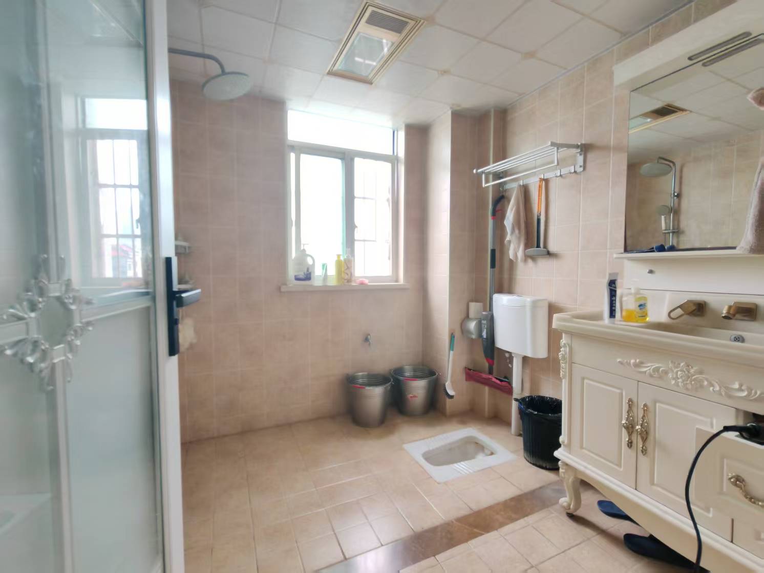 卧龙港  3室2厅2卫    72.8万 卧龙港  3室2厅2卫    72.8万室内图