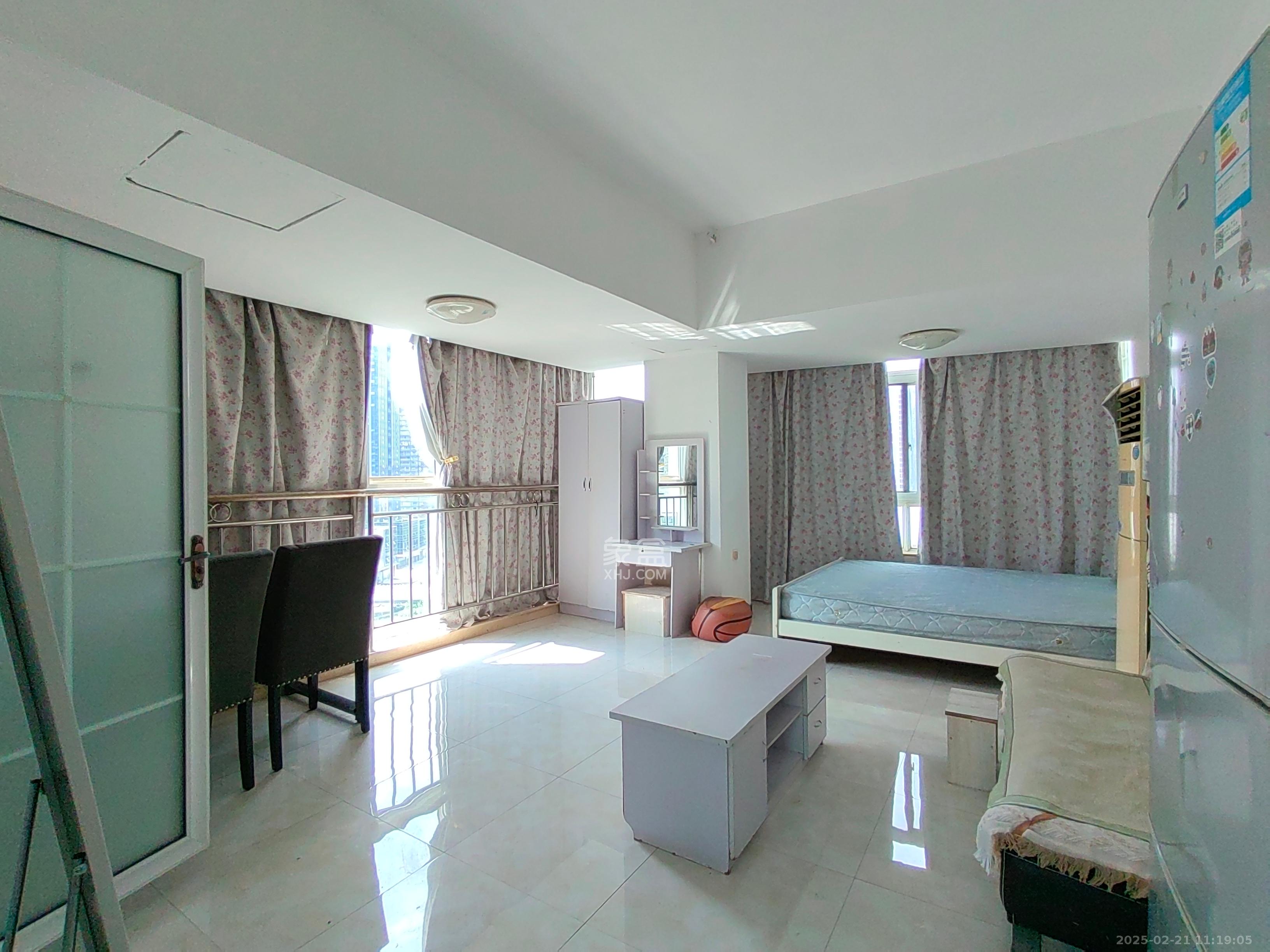 豪菲斯国际公寓(缤纷一季) 1室1厅1卫 1300.0元/月 豪菲斯国际公寓(缤纷一季) 1室1厅1卫 1300.0元/月室内图