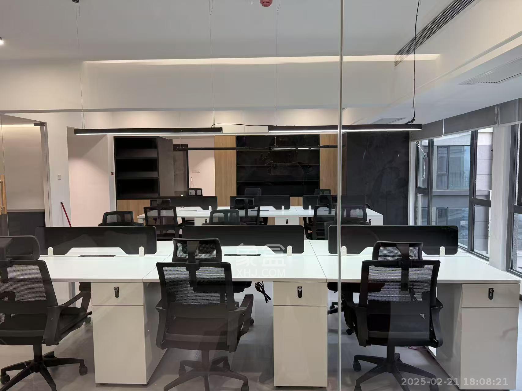 兰亭湾畔  3室1厅1卫    9800.0元/月 兰亭湾畔  3室1厅1卫    9800.0元/月室内图