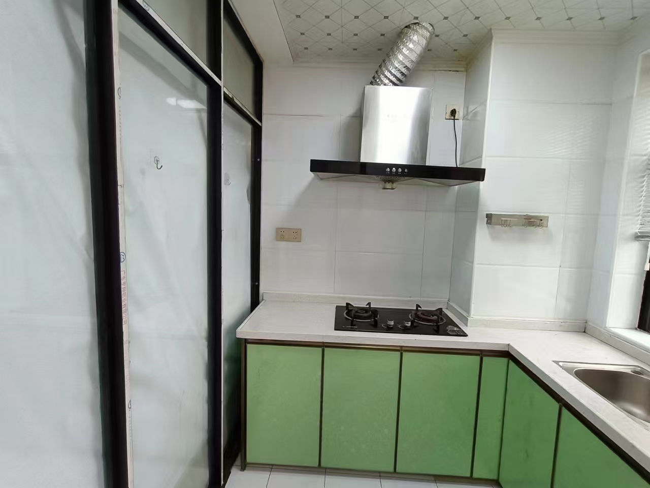 鸿信公寓 1室1厅1卫 900.0元/月 鸿信公寓 1室1厅1卫 900.0元/月室内图