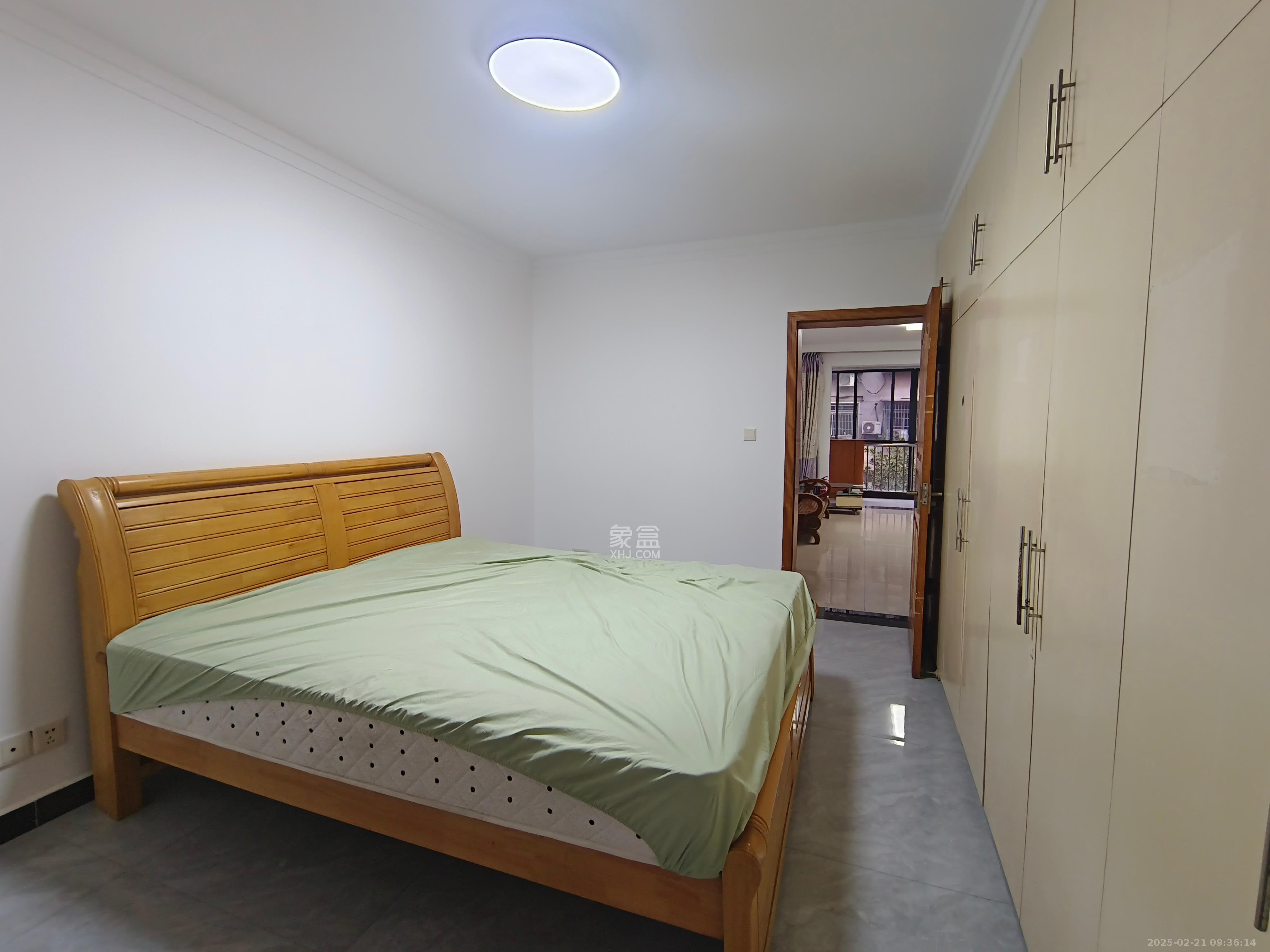 大吉小区 3室2厅1卫 1800.0元/月 大吉小区 3室2厅1卫 1800.0元/月室内图