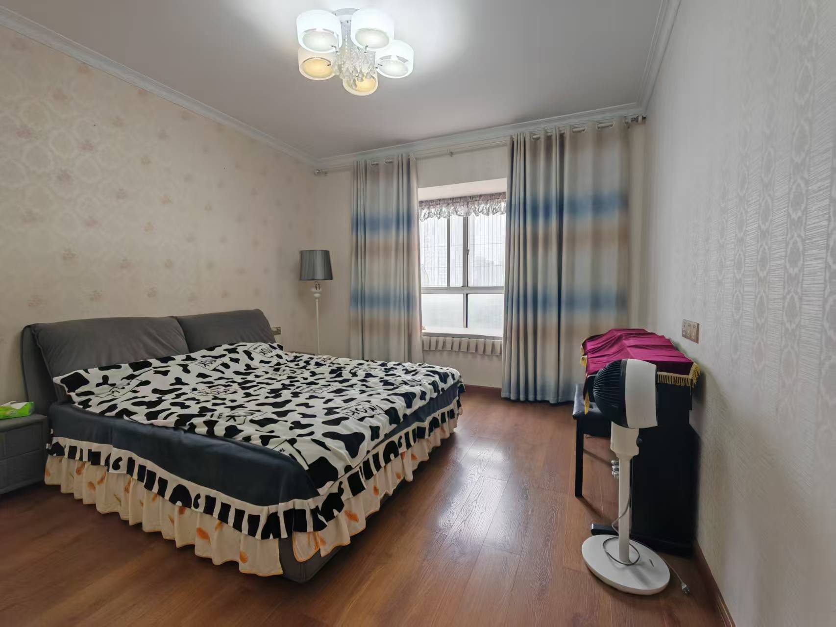 卧龙港  3室2厅2卫    72.8万 卧龙港  3室2厅2卫    72.8万室内图