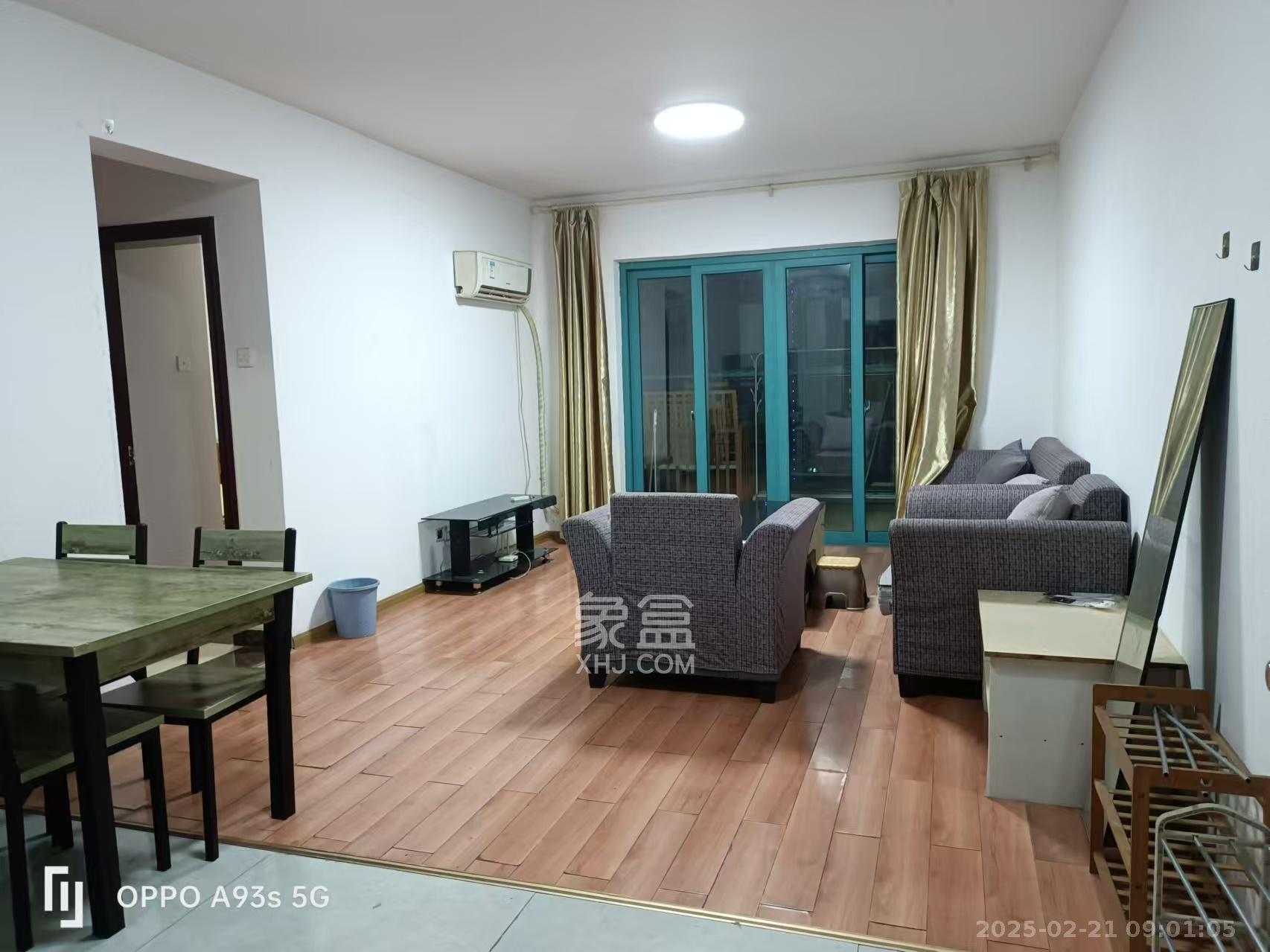 蝴蝶谷 2室2厅1卫 1400.0元/月 蝴蝶谷 2室2厅1卫 1400.0元/月室内图