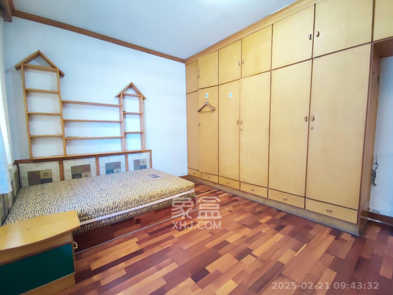 金泉公寓  1室1厅1卫   1800.00元/月