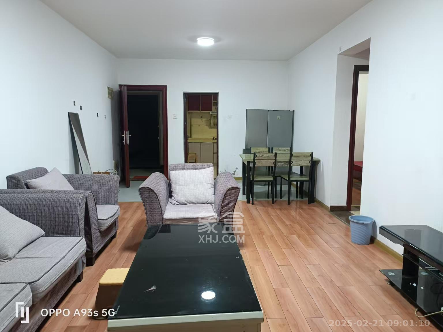 蝴蝶谷 2室2厅1卫 1400.0元/月 蝴蝶谷 2室2厅1卫 1400.0元/月室内图