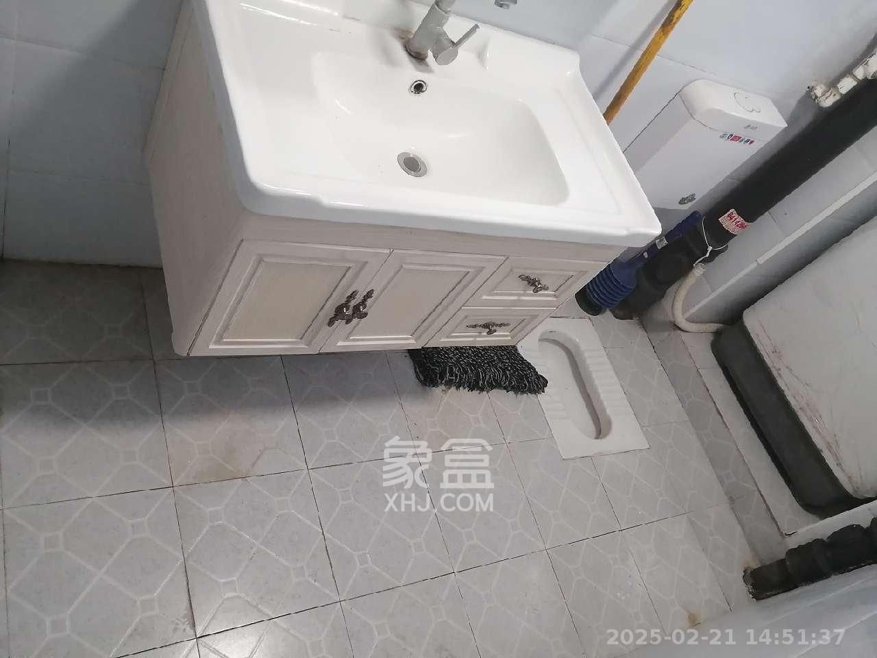 红旗区一片 3室1厅1卫 2300.0元/月 红旗区一片 3室1厅1卫 2300.0元/月室内图