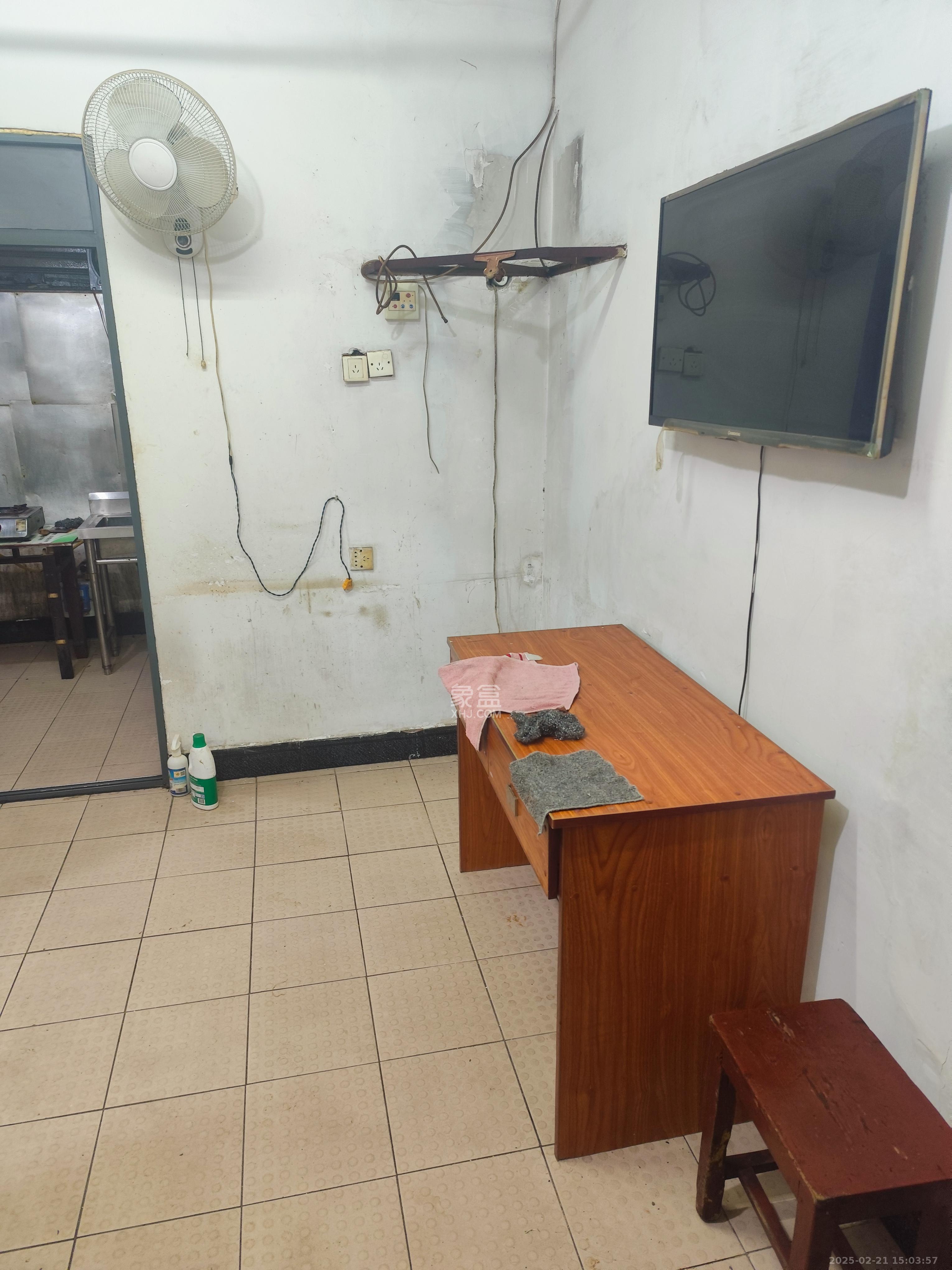便河边人大宿舍（长沙市人大常委会家属区）  1室0厅1卫   3000.00元/月室内图