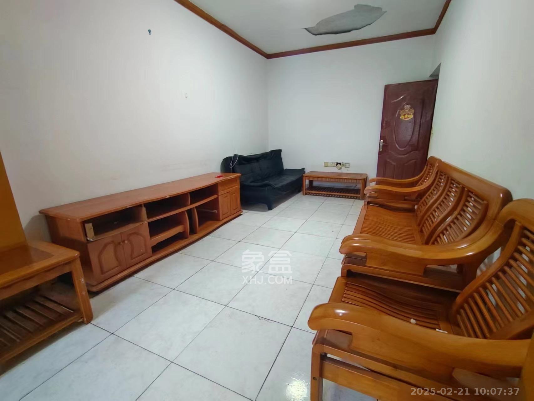 长沙市医疗器械有限公司宿舍 2室1厅1卫 1200.0元/月 长沙市医疗器械有限公司宿舍 2室1厅1卫 1200.0元/月室内图