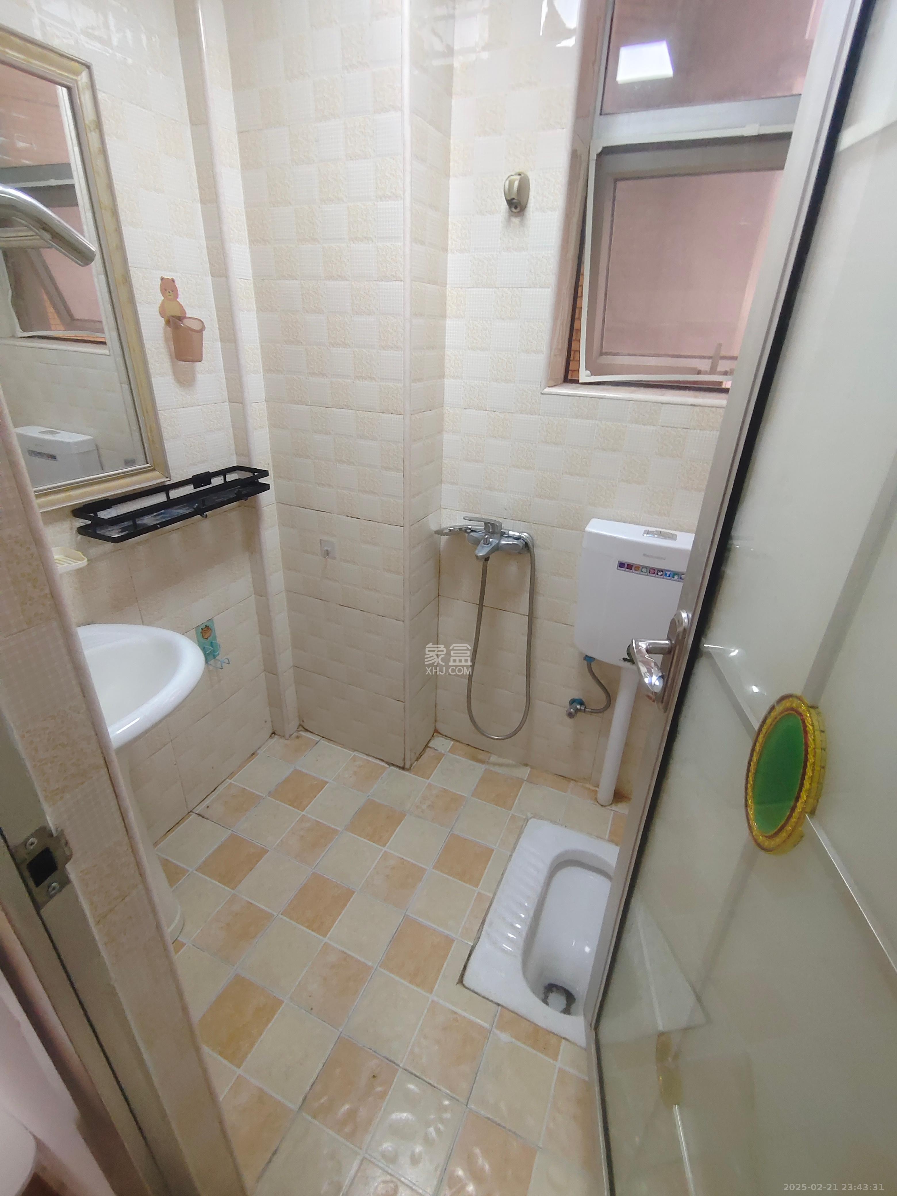 海拔东方 2室2厅1卫 2200.0元/月 海拔东方 2室2厅1卫 2200.0元/月室内图