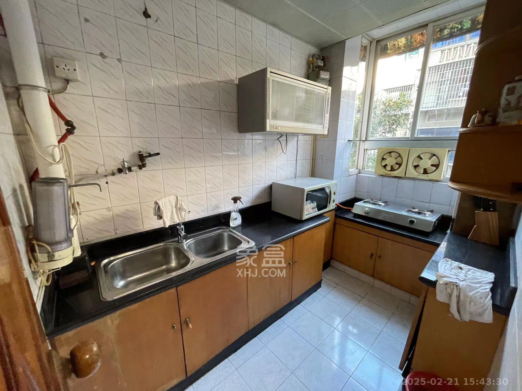 湘农桥社区  3室2厅2卫    2600.0元/月 湘农桥社区  3室2厅2卫    2600.0元/月室内图