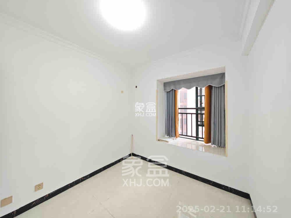 博长山水香颐  3室2厅1卫   1900.00元/月室内图