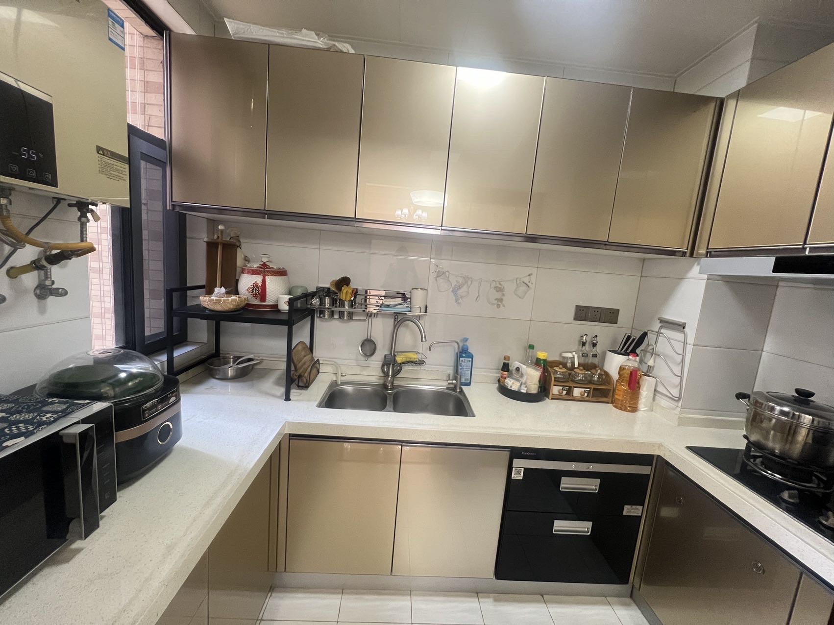 环强御景湾 2室2厅1卫 152.0万 环强御景湾 2室2厅1卫 152.0万客厅