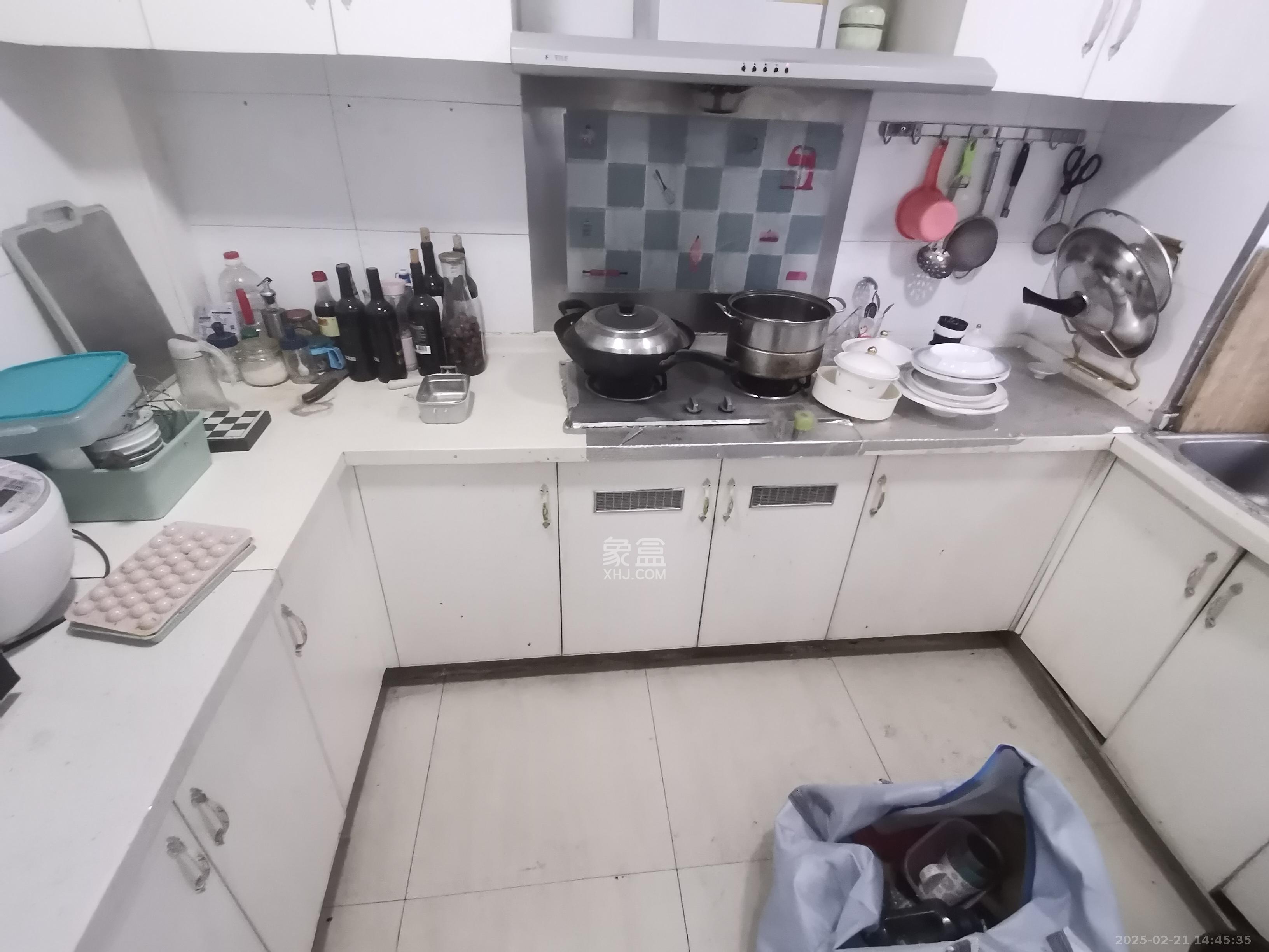 万科金域华府一期 3室1厅2卫 2800.0元/月 万科金域华府一期 3室1厅2卫 2800.0元/月室内图