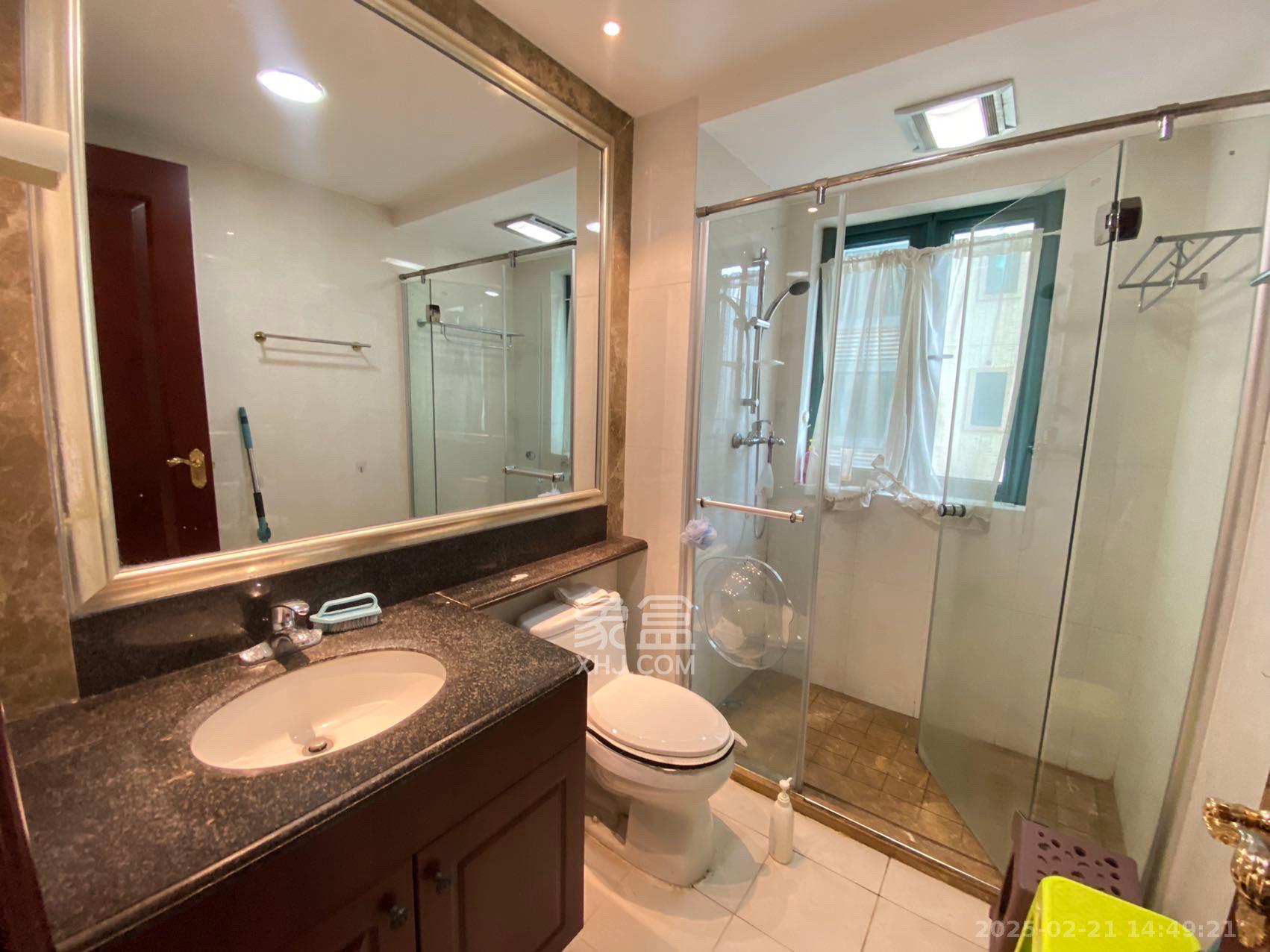 恒大绿洲 3室2厅2卫 3400.0元/月 恒大绿洲 3室2厅2卫 3400.0元/月室内图