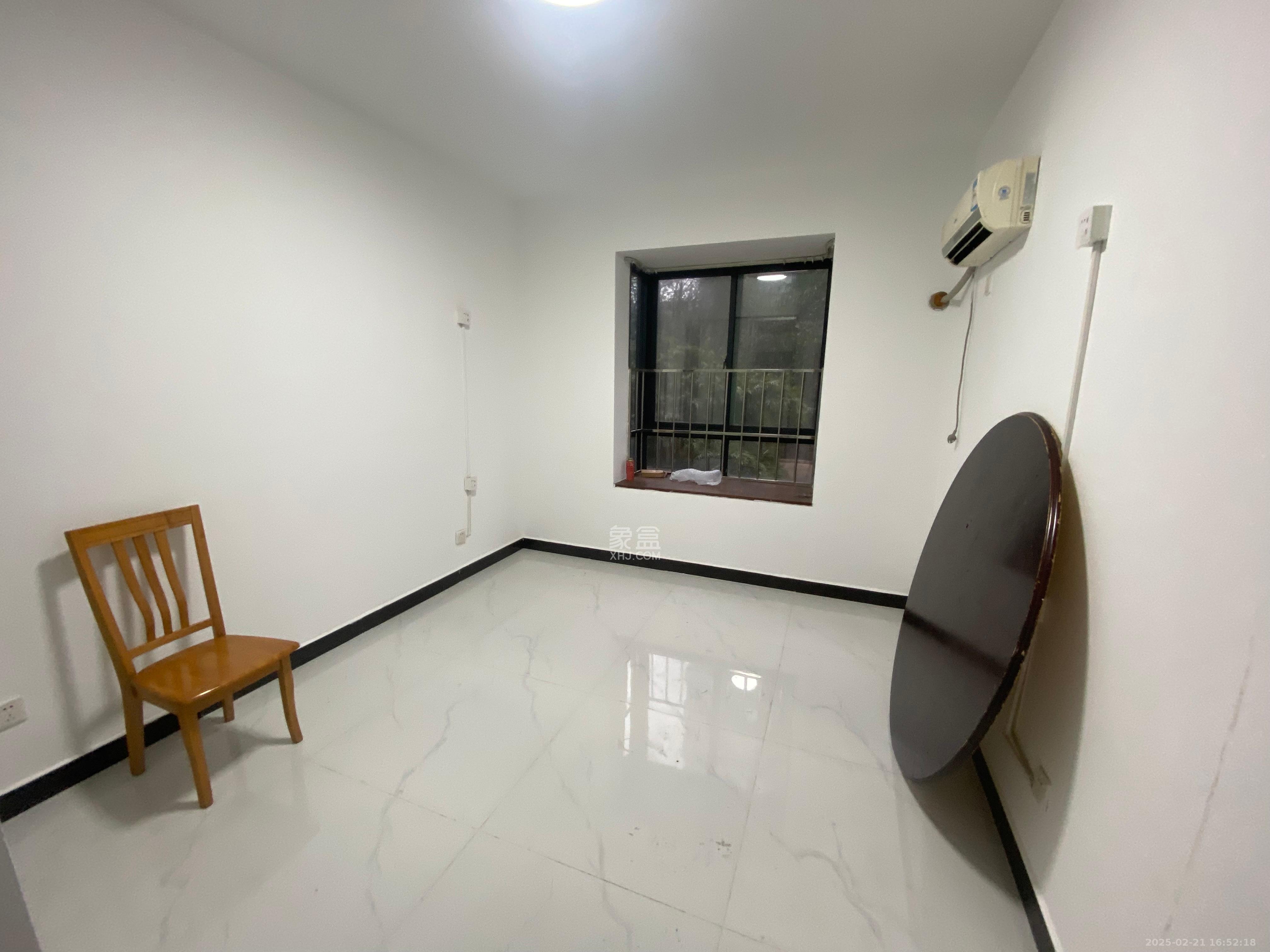 城市森林 3室1厅1卫 3200.0元/月 城市森林 3室1厅1卫 3200.0元/月室内图