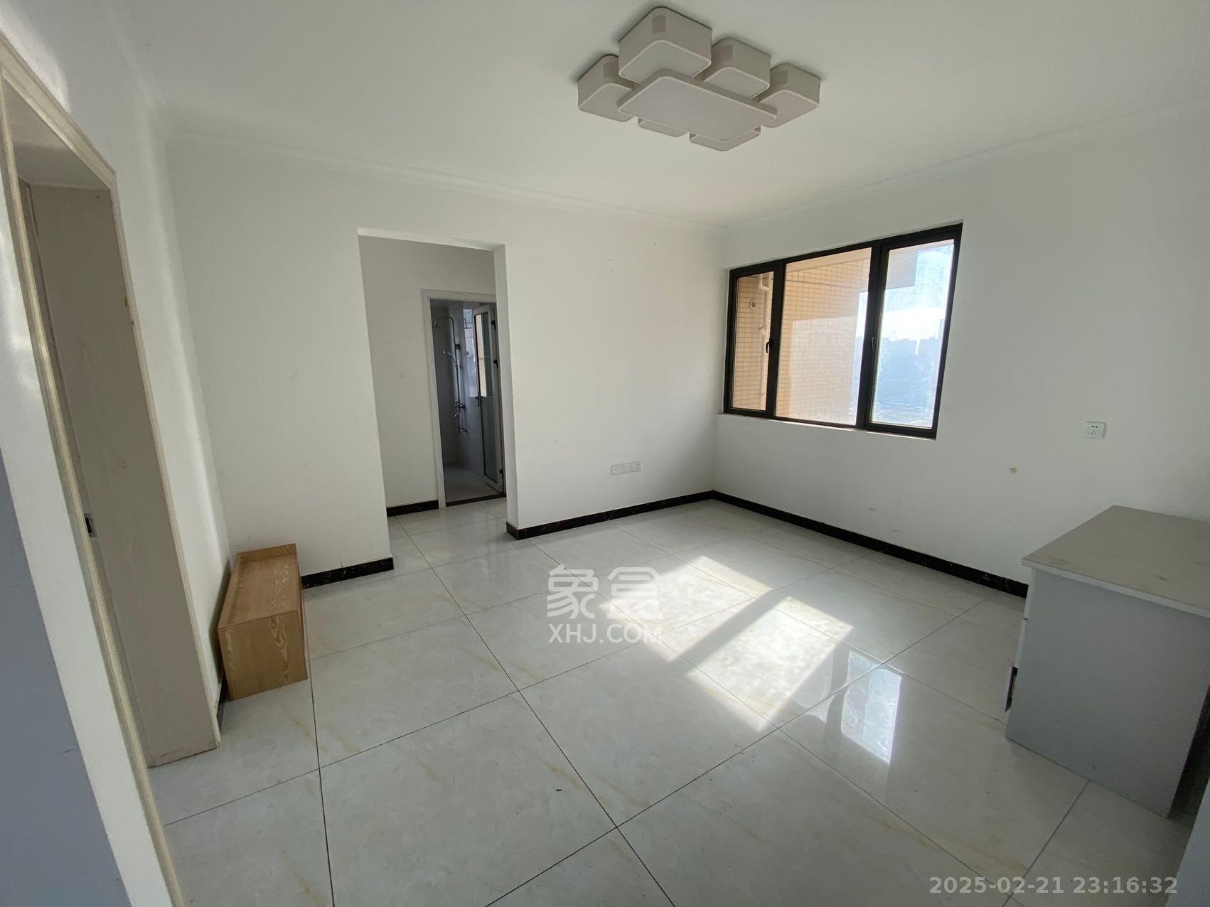 金轮星光名座 3室2厅1卫 2500.0元/月 金轮星光名座 3室2厅1卫 2500.0元/月室内图