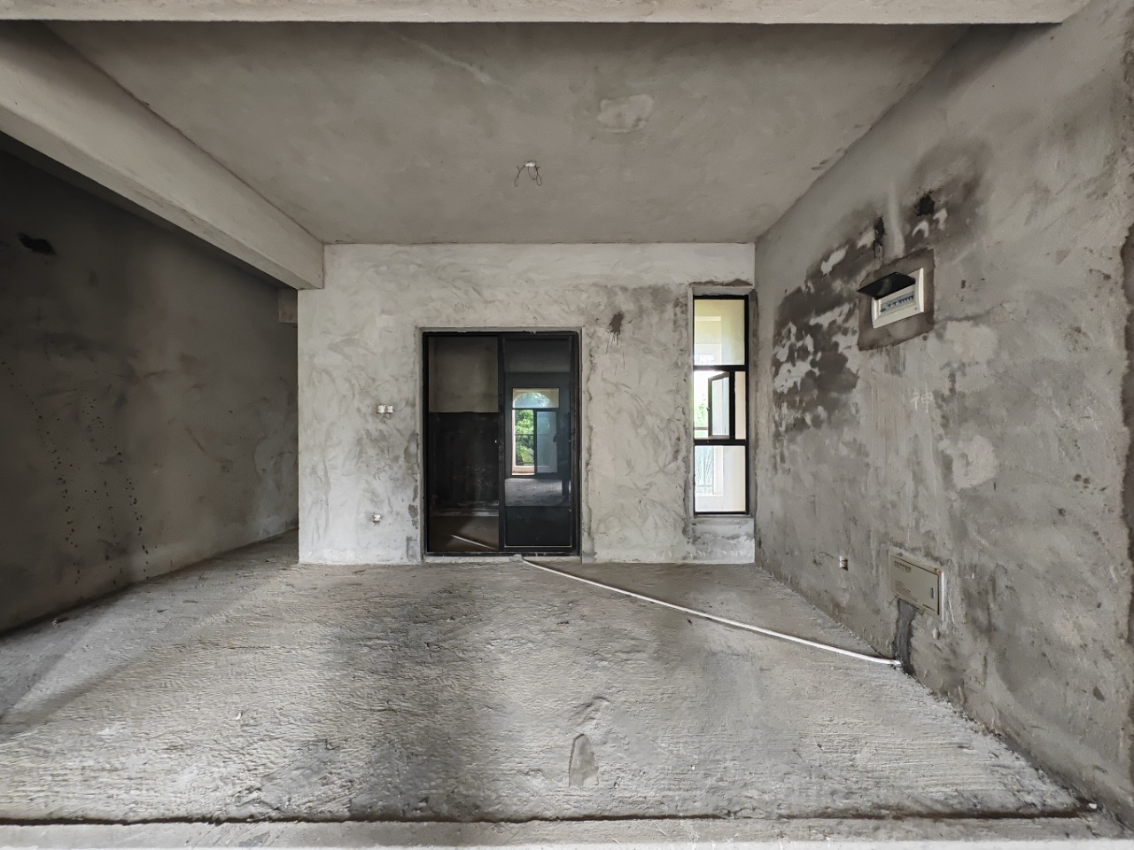 翡翠水城(住宅)  3室2厅2卫    168.0万 翡翠水城(住宅)  3室2厅2卫    168.0万室内图