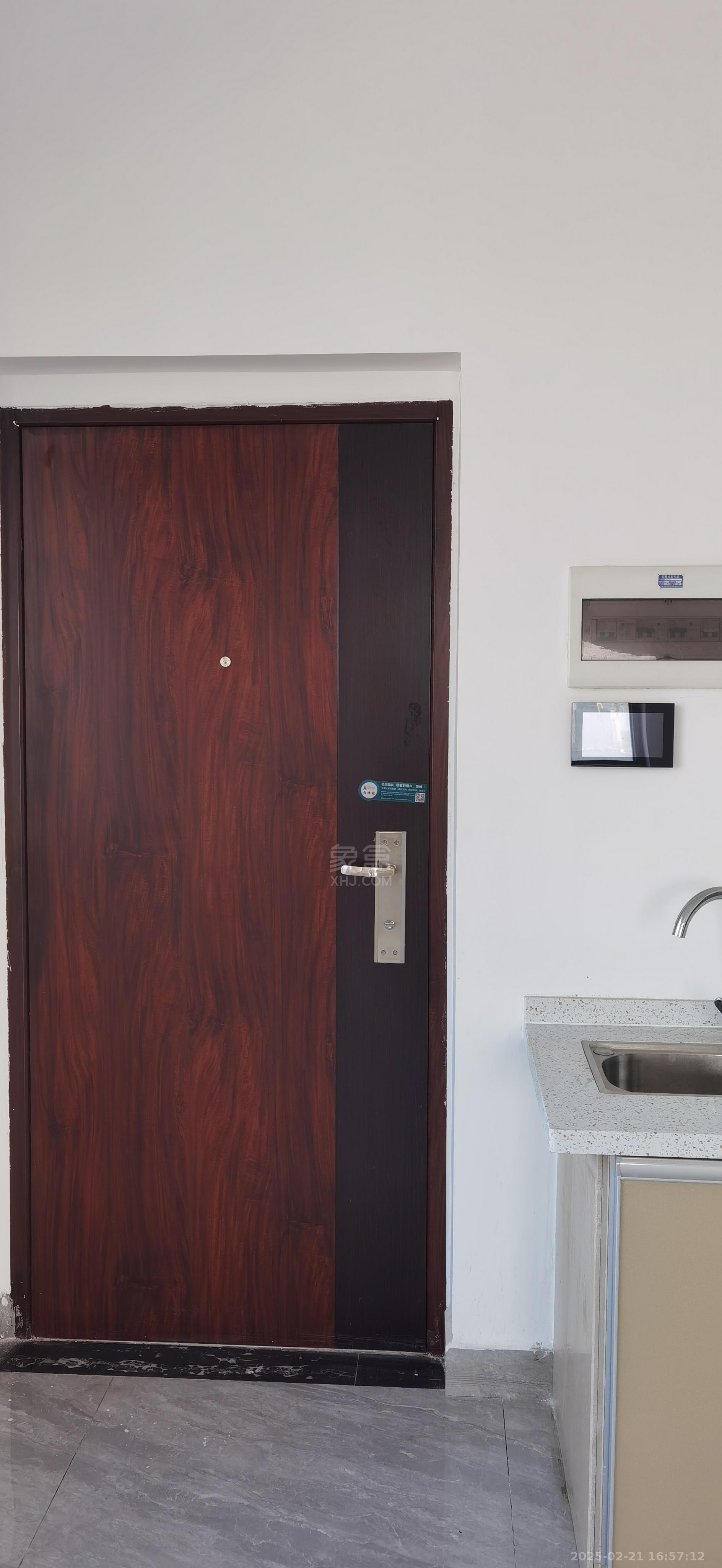 汇金财智天下 1室1厅1卫 1800.0元/月 汇金财智天下 1室1厅1卫 1800.0元/月室内图