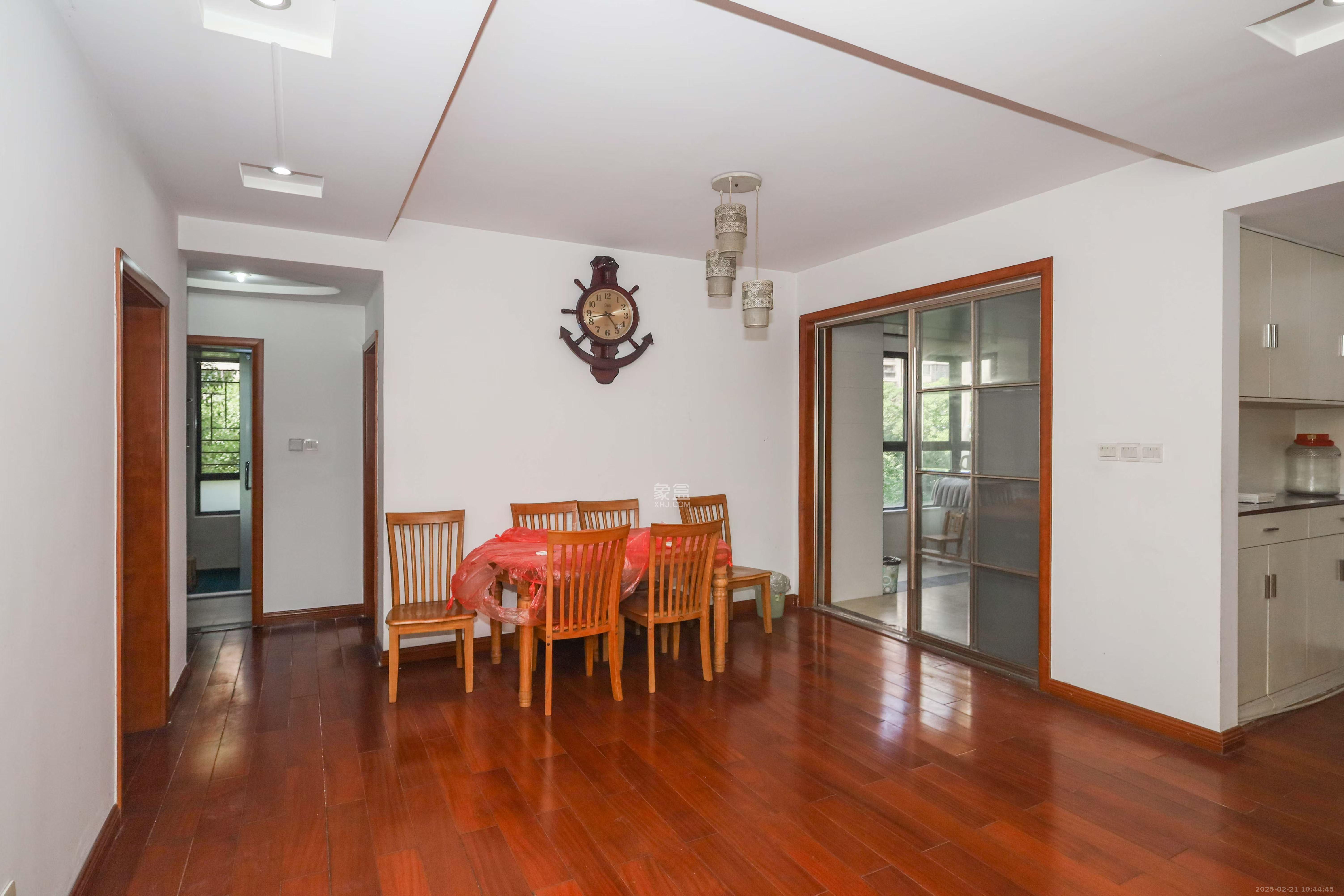 保利麓谷林语E区 4室2厅2卫 3200.0元/月 保利麓谷林语E区 4室2厅2卫 3200.0元/月室内图