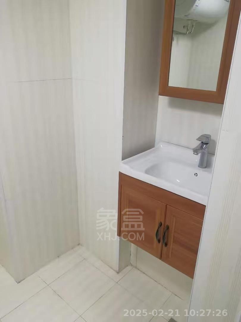 文艺复兴(未来城) 1室1厅1卫 1000.0元/月 文艺复兴(未来城) 1室1厅1卫 1000.0元/月室内图