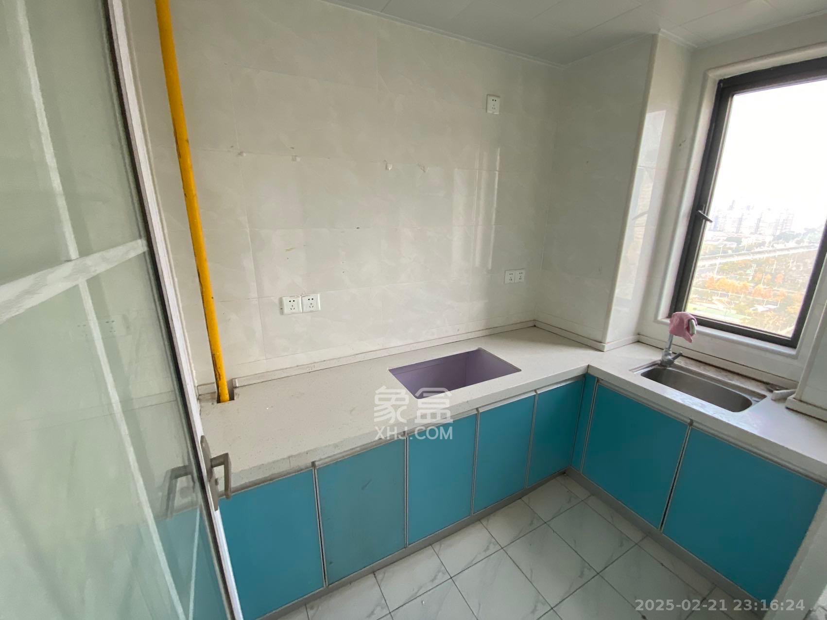 金轮星光名座 3室2厅1卫 2500.0元/月 金轮星光名座 3室2厅1卫 2500.0元/月室内图