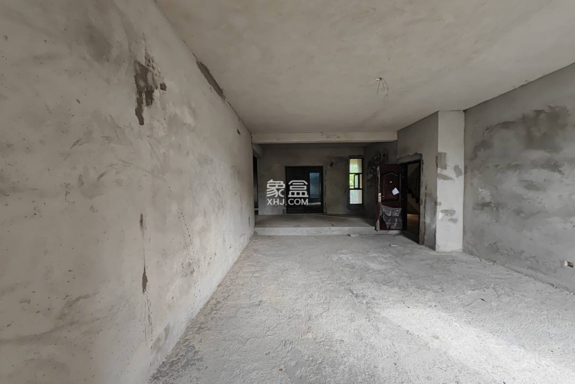 翡翠水城(住宅)  3室2厅2卫    168.0万 翡翠水城(住宅)  3室2厅2卫    168.0万室内图