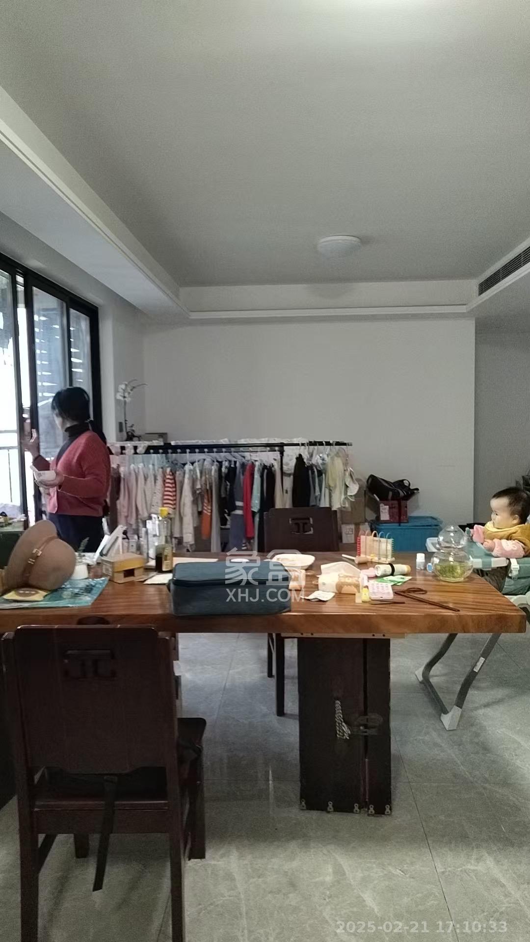 万科金色梦想A区 4室2厅2卫 3500.0元/月 万科金色梦想A区 4室2厅2卫 3500.0元/月室内图