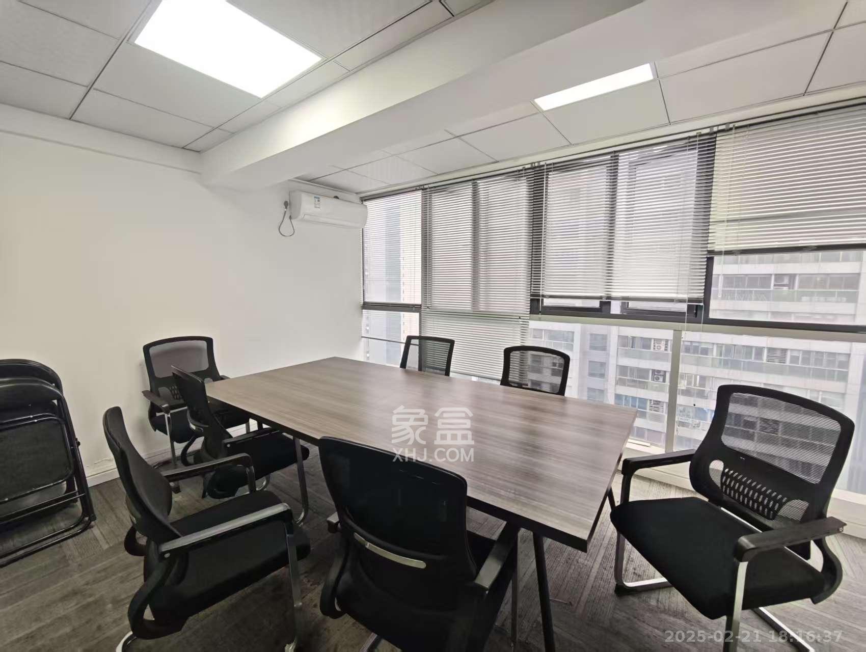 复地星光天地  1室1厅1卫    8000.0元/月 复地星光天地  1室1厅1卫    8000.0元/月室内图