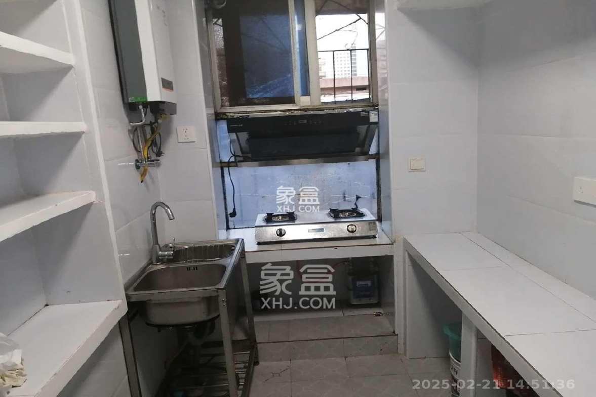 红旗区一片 3室1厅1卫 2300.0元/月 红旗区一片 3室1厅1卫 2300.0元/月室内图