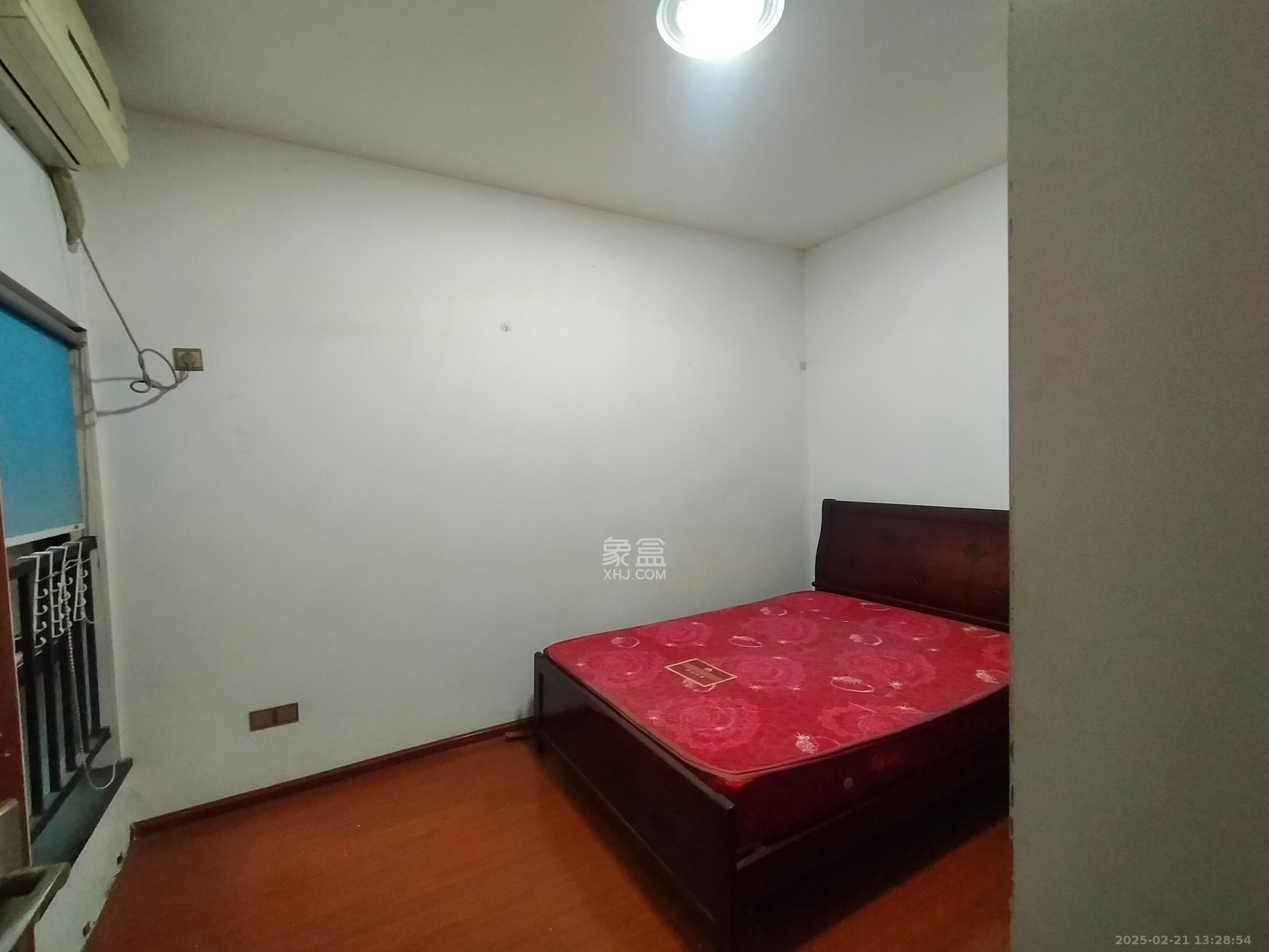 翡翠云天  2室2厅1卫    1600.0元/月 翡翠云天  2室2厅1卫    1600.0元/月室内图