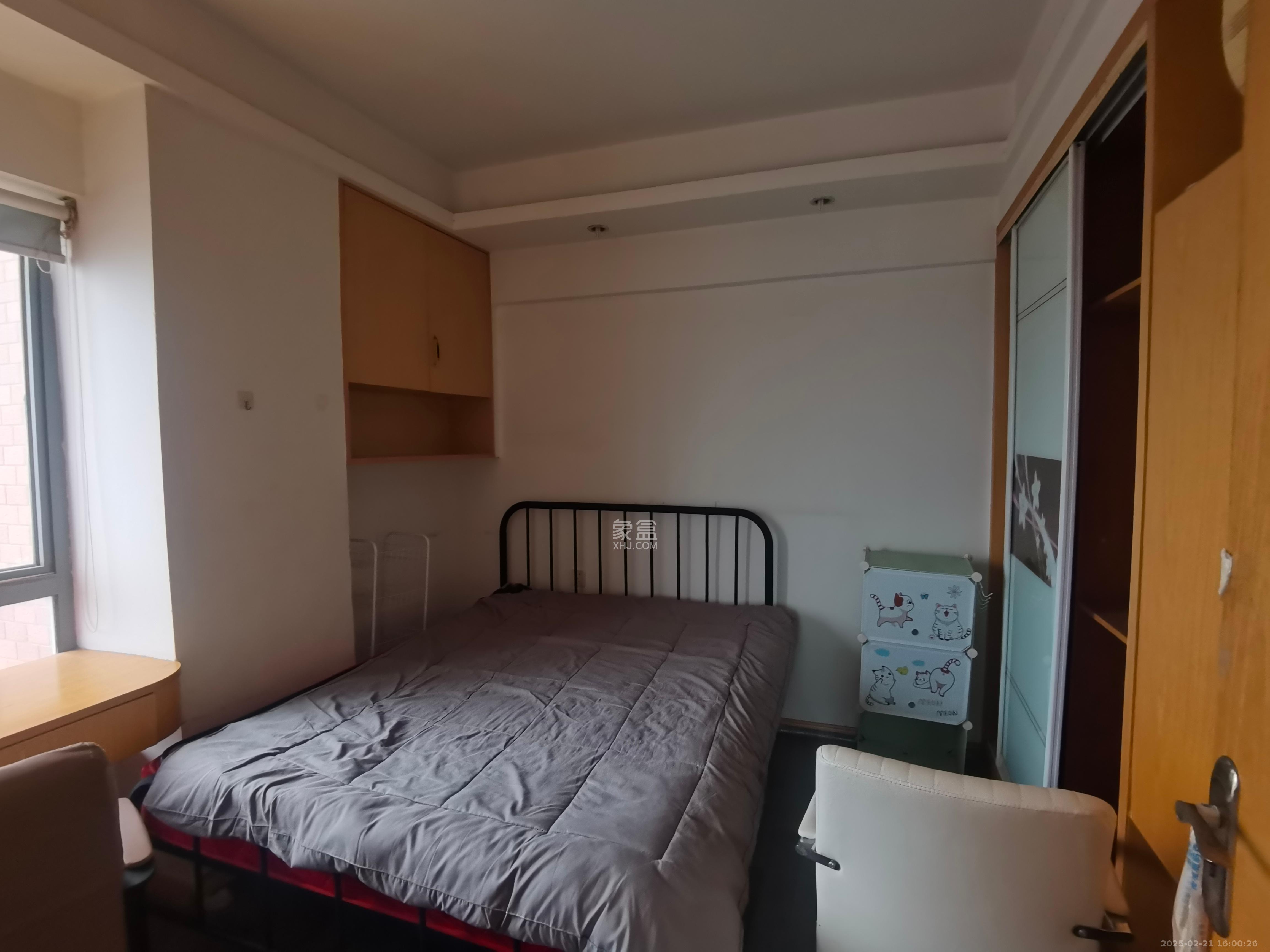 上海城小区 1室1厅1卫 1500.0元/月 上海城小区 1室1厅1卫 1500.0元/月室内图