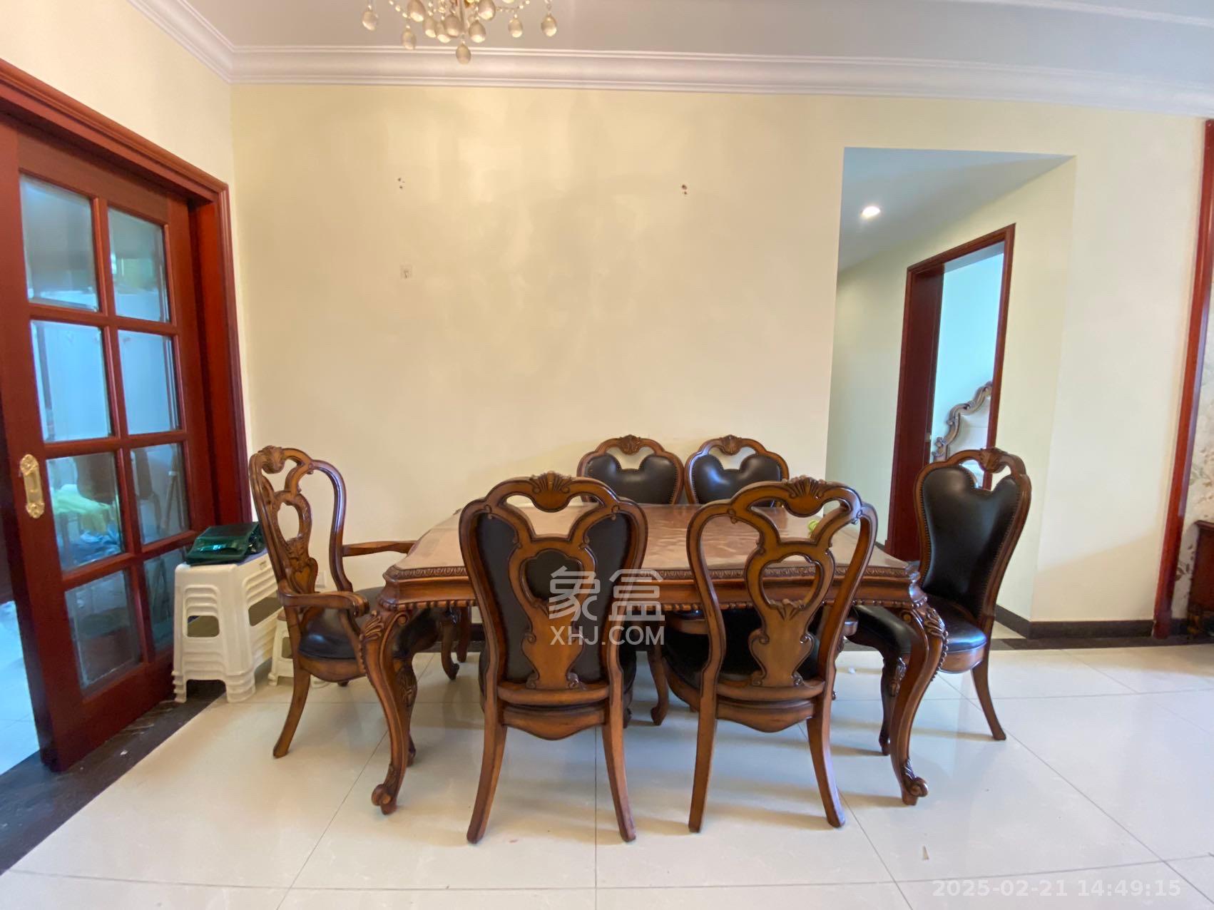 恒大绿洲 3室2厅2卫 3400.0元/月 恒大绿洲 3室2厅2卫 3400.0元/月室内图