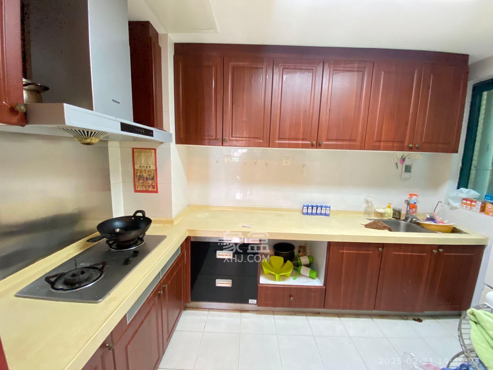 恒大绿洲 3室2厅2卫 3400.0元/月 恒大绿洲 3室2厅2卫 3400.0元/月室内图