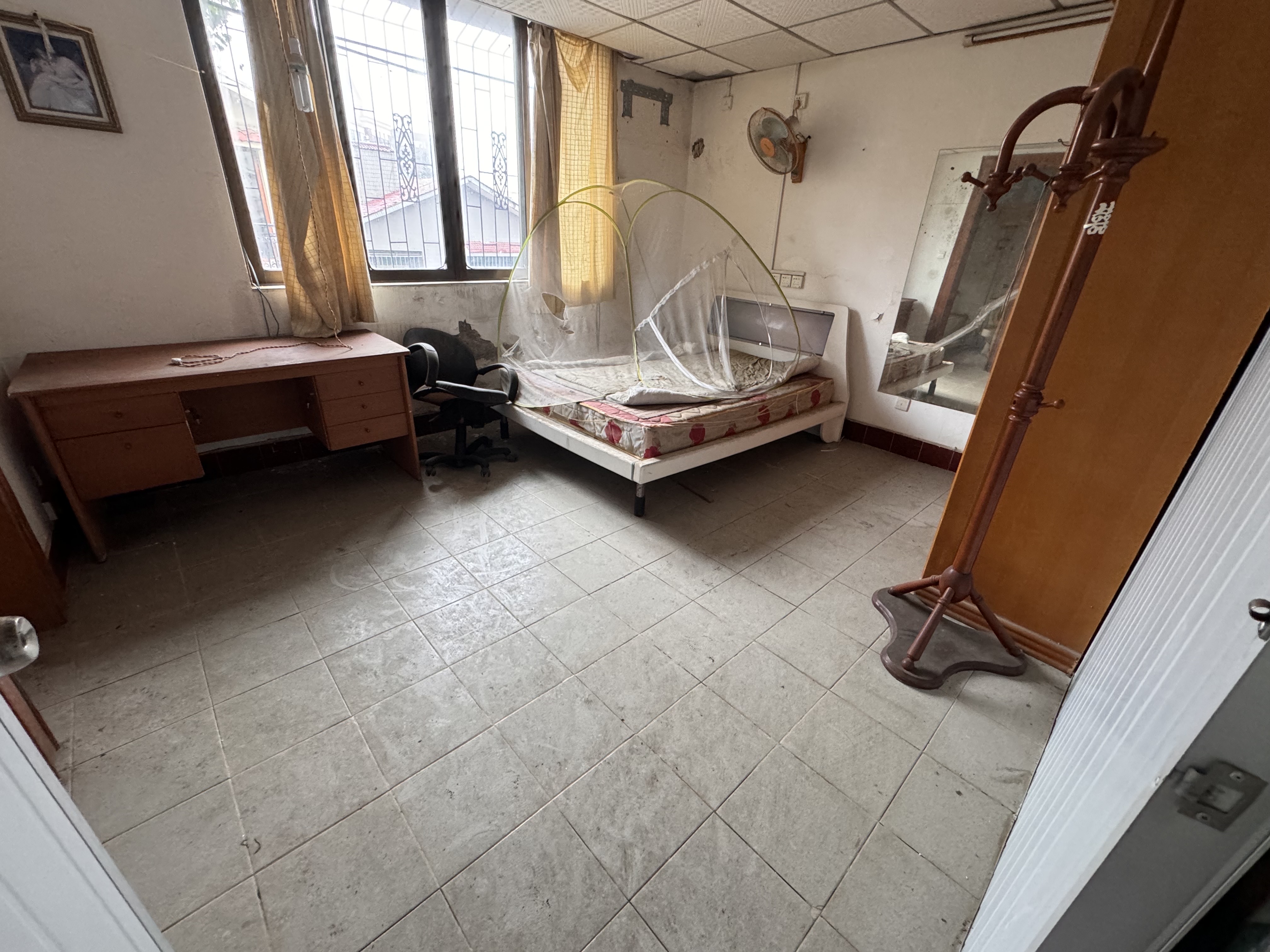 国科园小区 2室1厅1卫 410.0万 国科园小区 2室1厅1卫 410.0万客厅