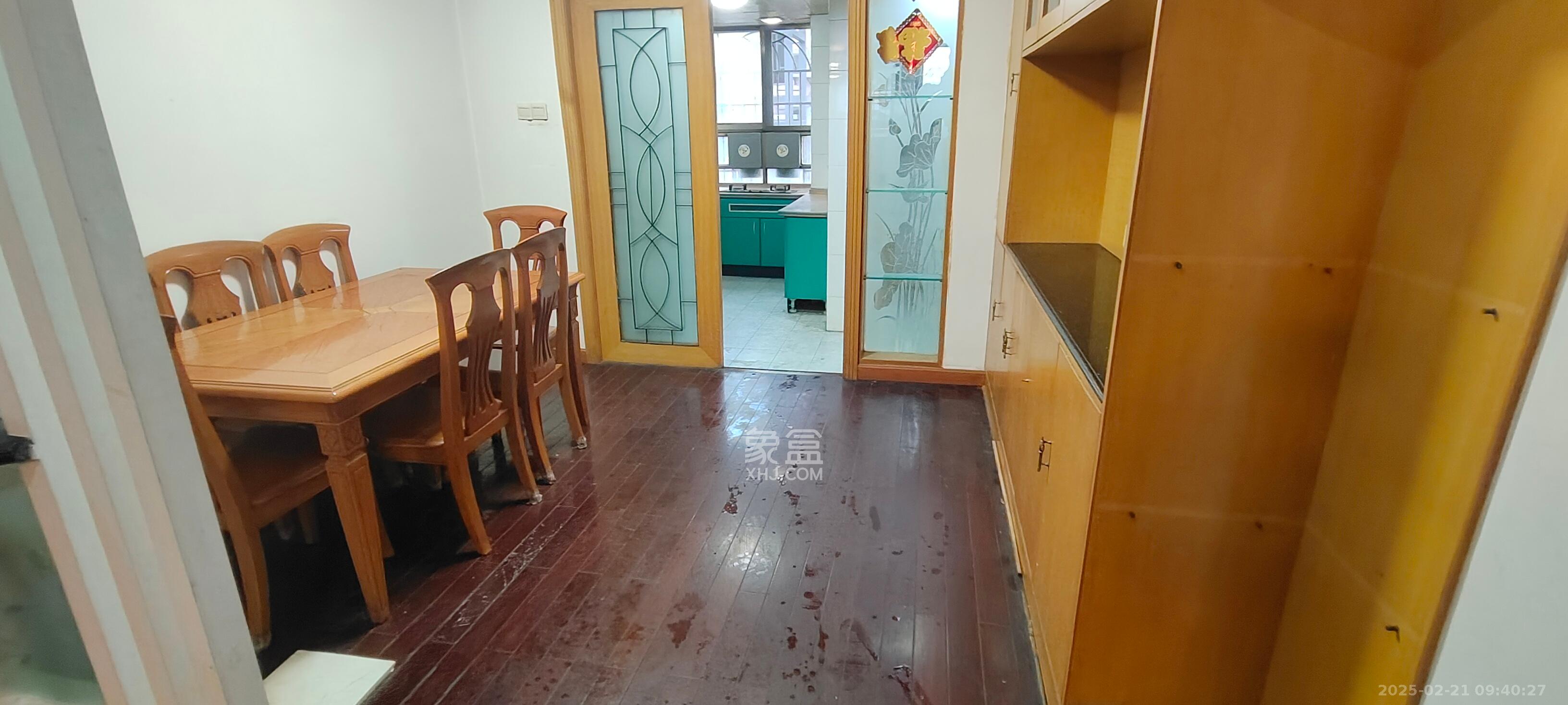 谭石路谭家冲社区 1室0厅0卫 2100.0元/月 谭石路谭家冲社区 1室0厅0卫 2100.0元/月室内图