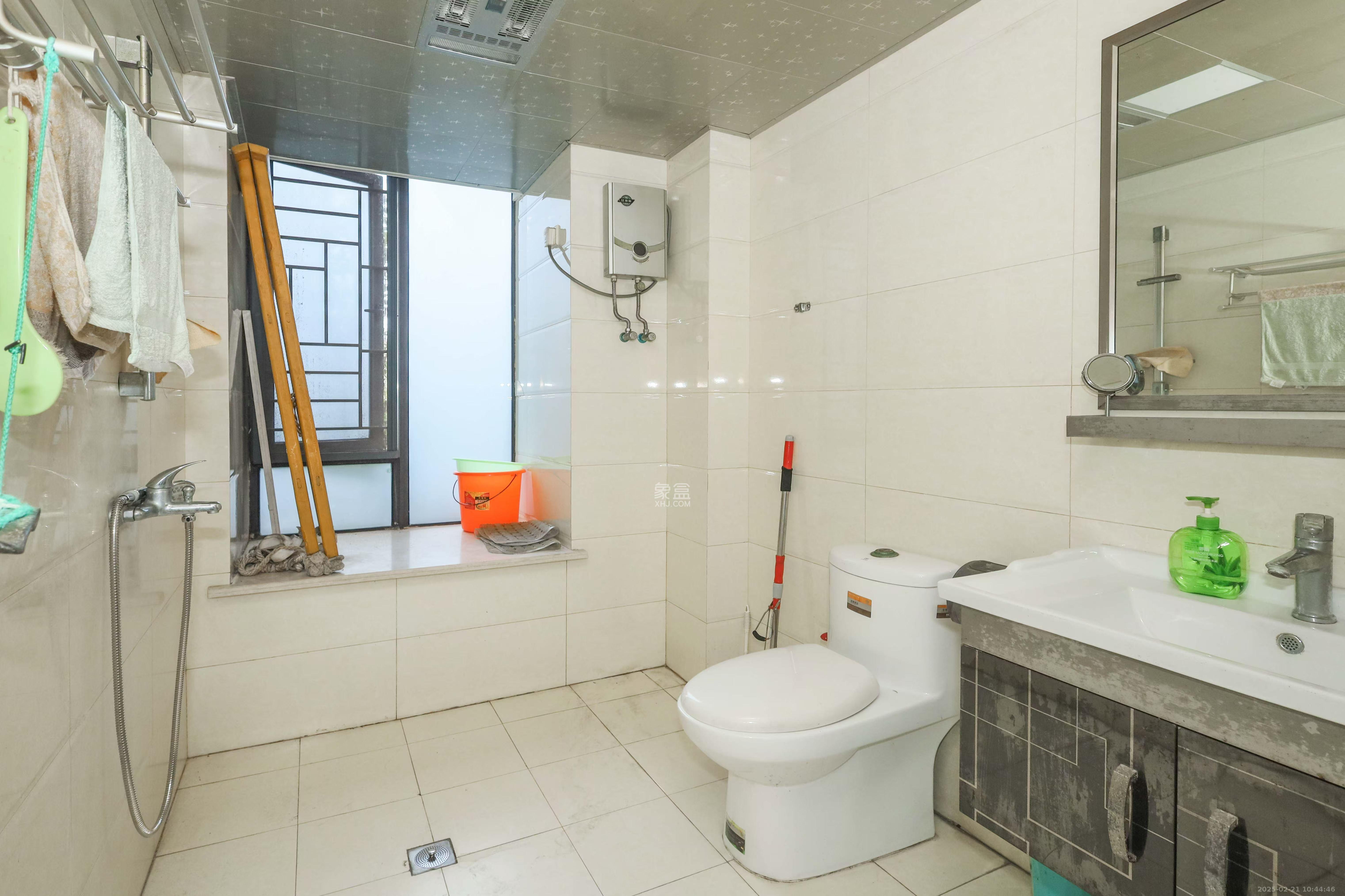 保利麓谷林语E区 4室2厅2卫 3200.0元/月 保利麓谷林语E区 4室2厅2卫 3200.0元/月室内图