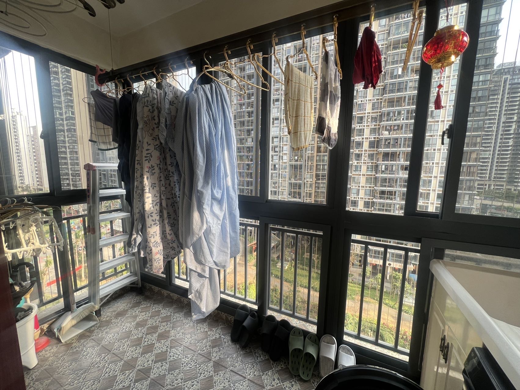 环强御景湾 2室2厅1卫 152.0万 环强御景湾 2室2厅1卫 152.0万客厅