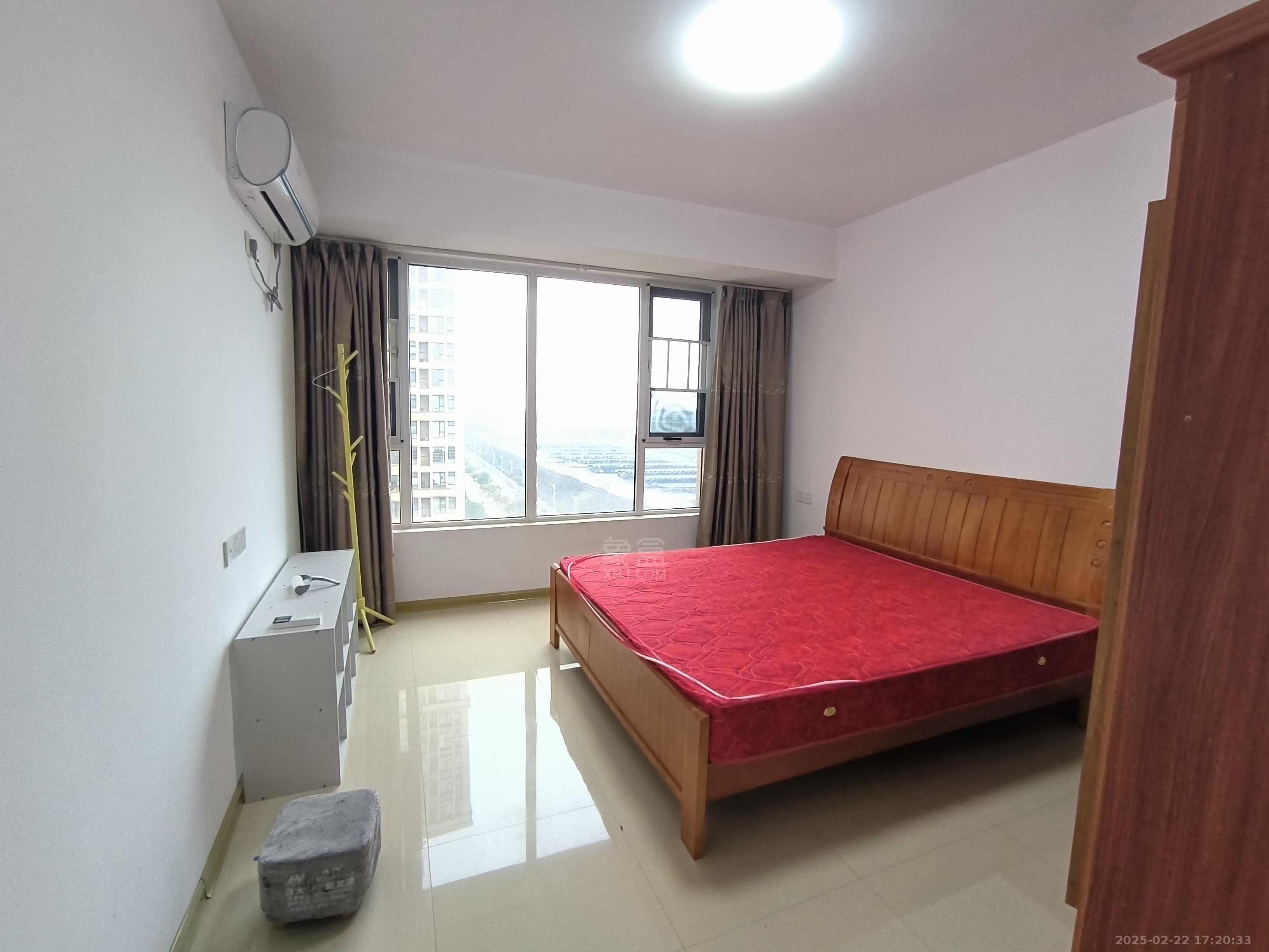 佳兆业金域天下三期 3室2厅2卫 1800.0元/月 佳兆业金域天下三期 3室2厅2卫 1800.0元/月室内图