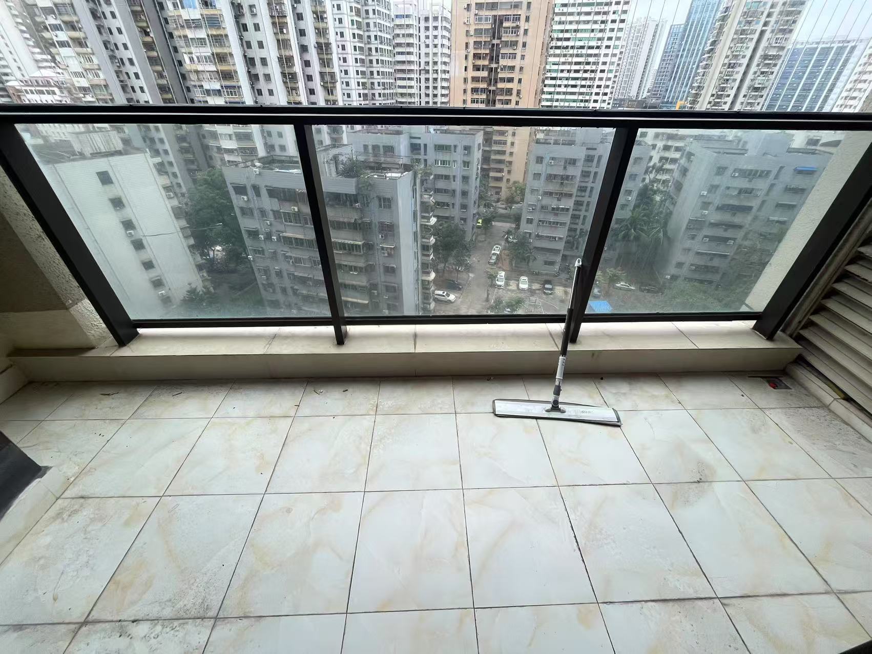 华润中心 1室1厅1卫 3200.0元/月 华润中心 1室1厅1卫 3200.0元/月室内图