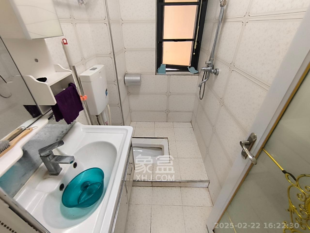 枫华府第 3室2厅2卫 2000.0元/月 枫华府第 3室2厅2卫 2000.0元/月室内图