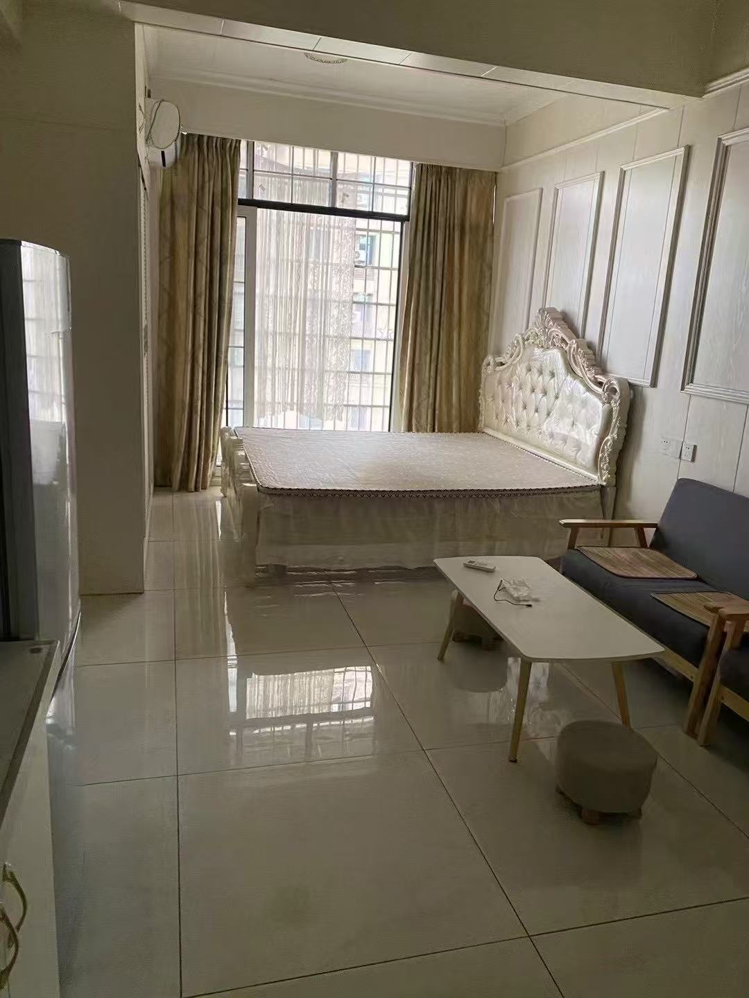 五洲富隆中心 1室1厅1卫 1100.0元/月 五洲富隆中心 1室1厅1卫 1100.0元/月室内图