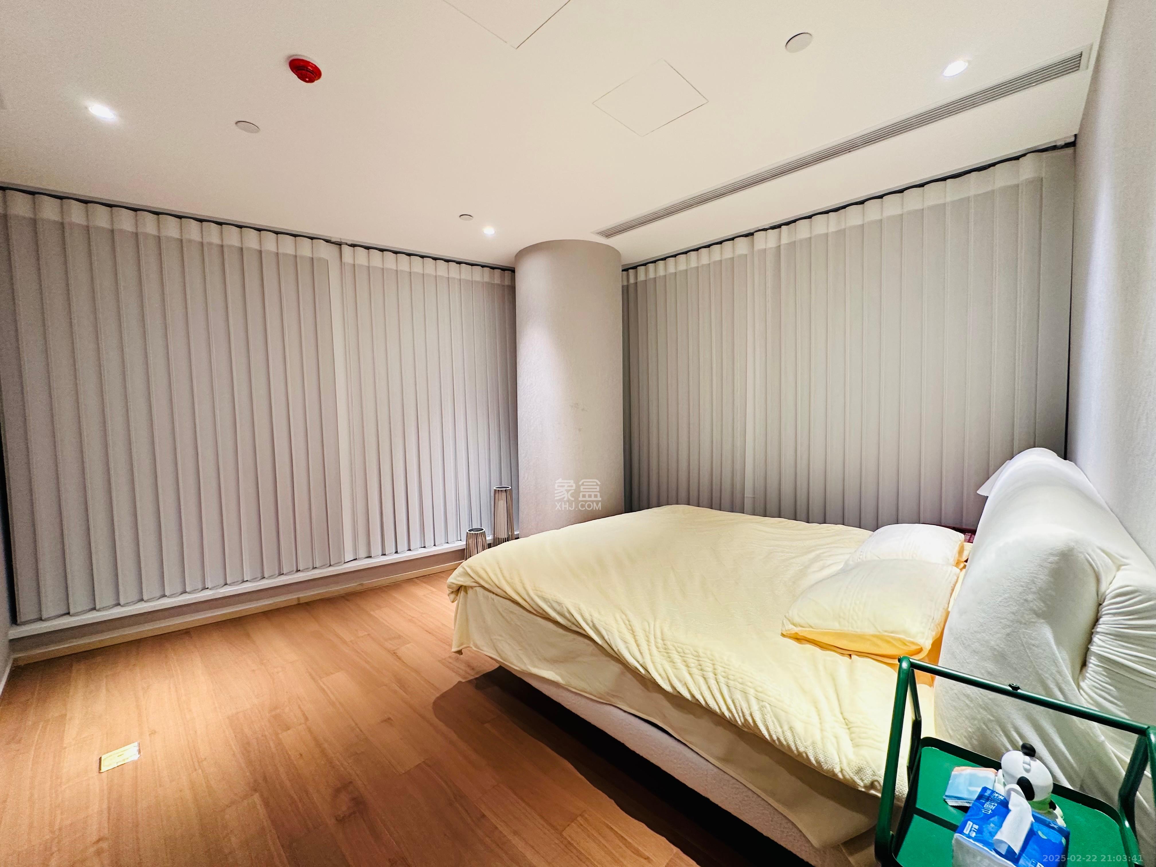 正荣梅溪紫阙台  4室2厅3卫   11000.00元/月室内图