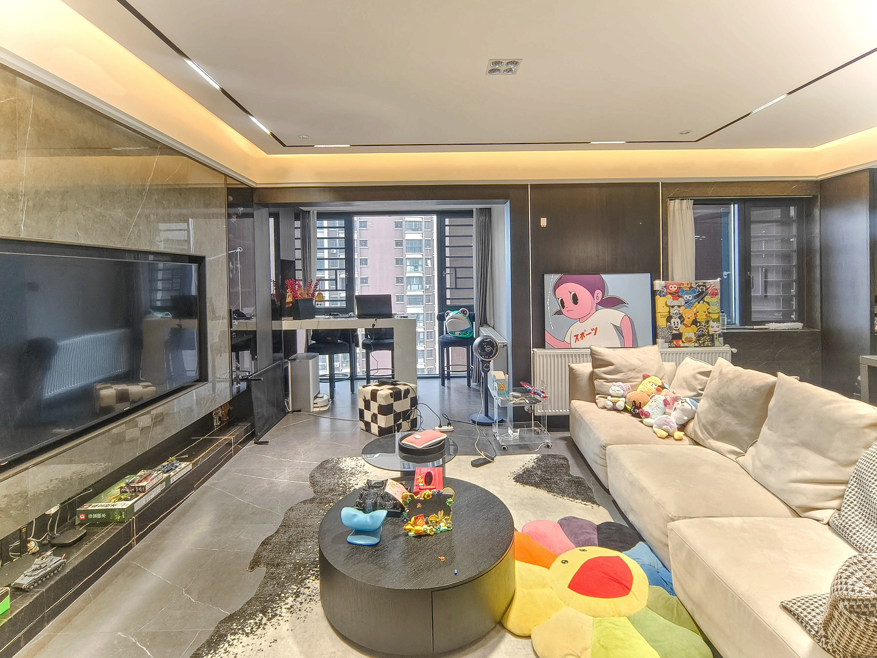 山水湾 4室2厅2卫 115.0万 山水湾 4室2厅2卫 115.0万客厅